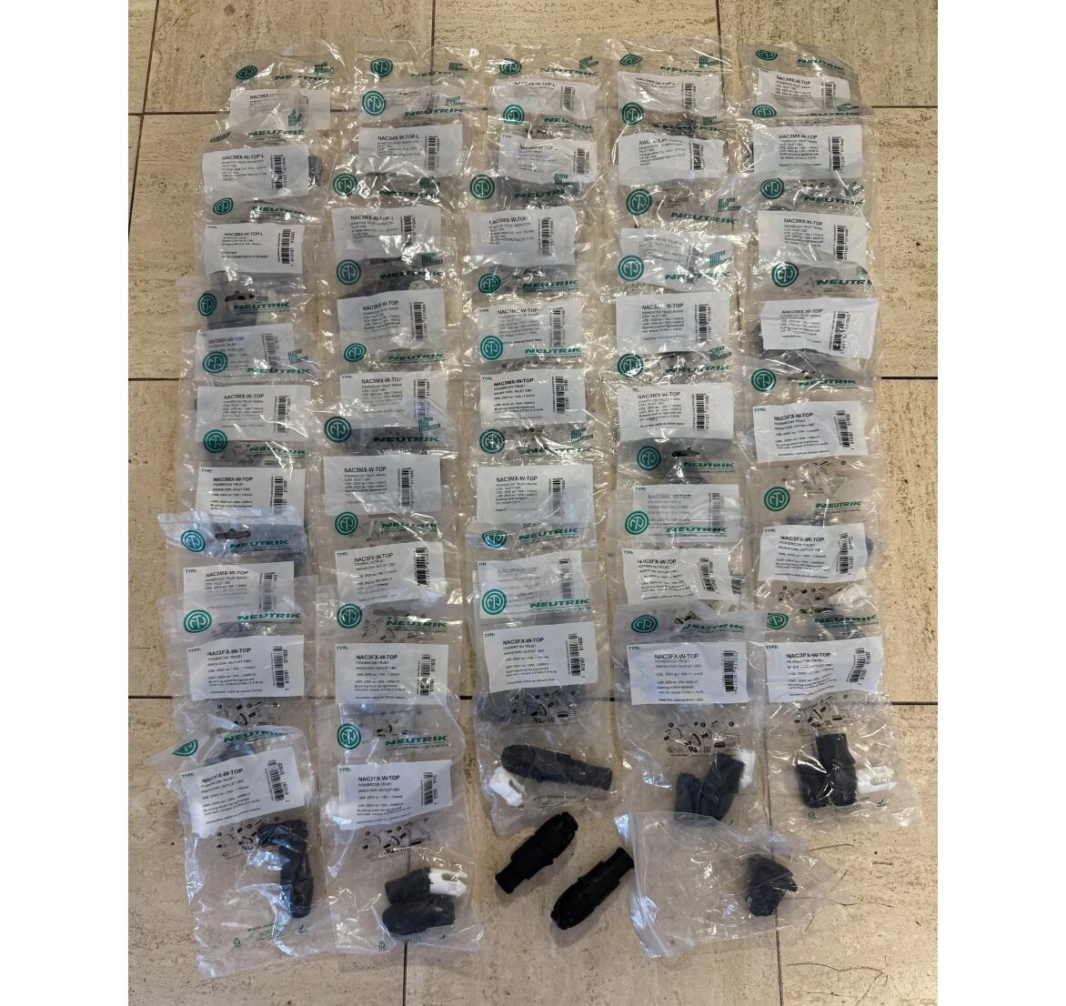 Lot De Fiche Neutrik Power Twist NAC3MX-W-TOP Neuf