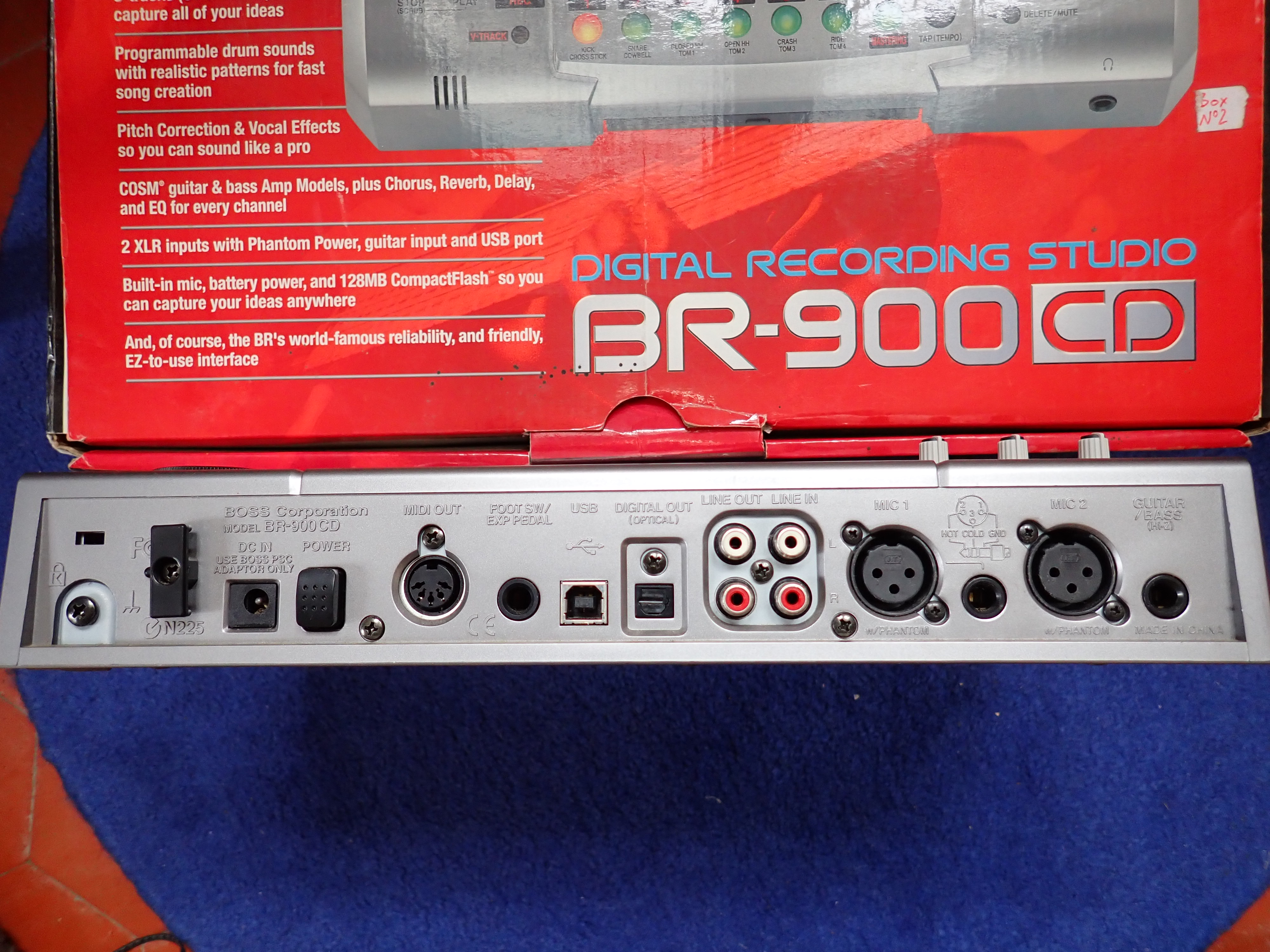 Boss BR-900CD Digital Recording Studio (5297)