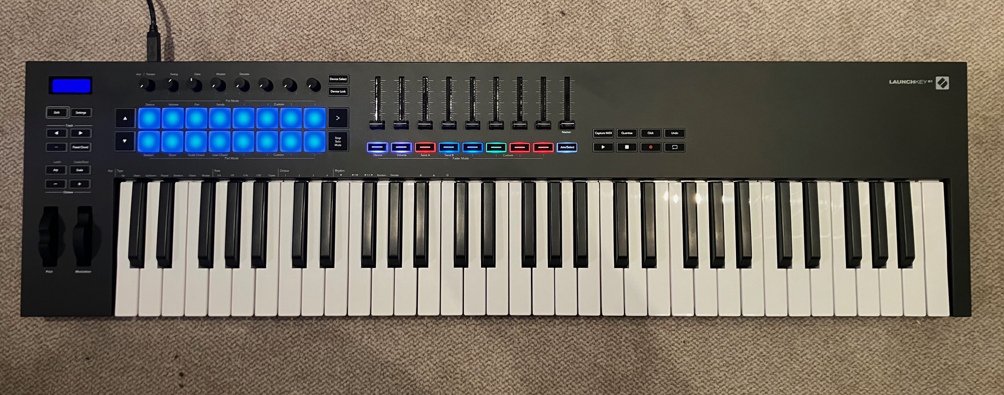 Vends Novation Launchkey 61 MK3 parfait état