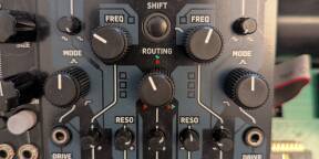 Vends Behringer Swords