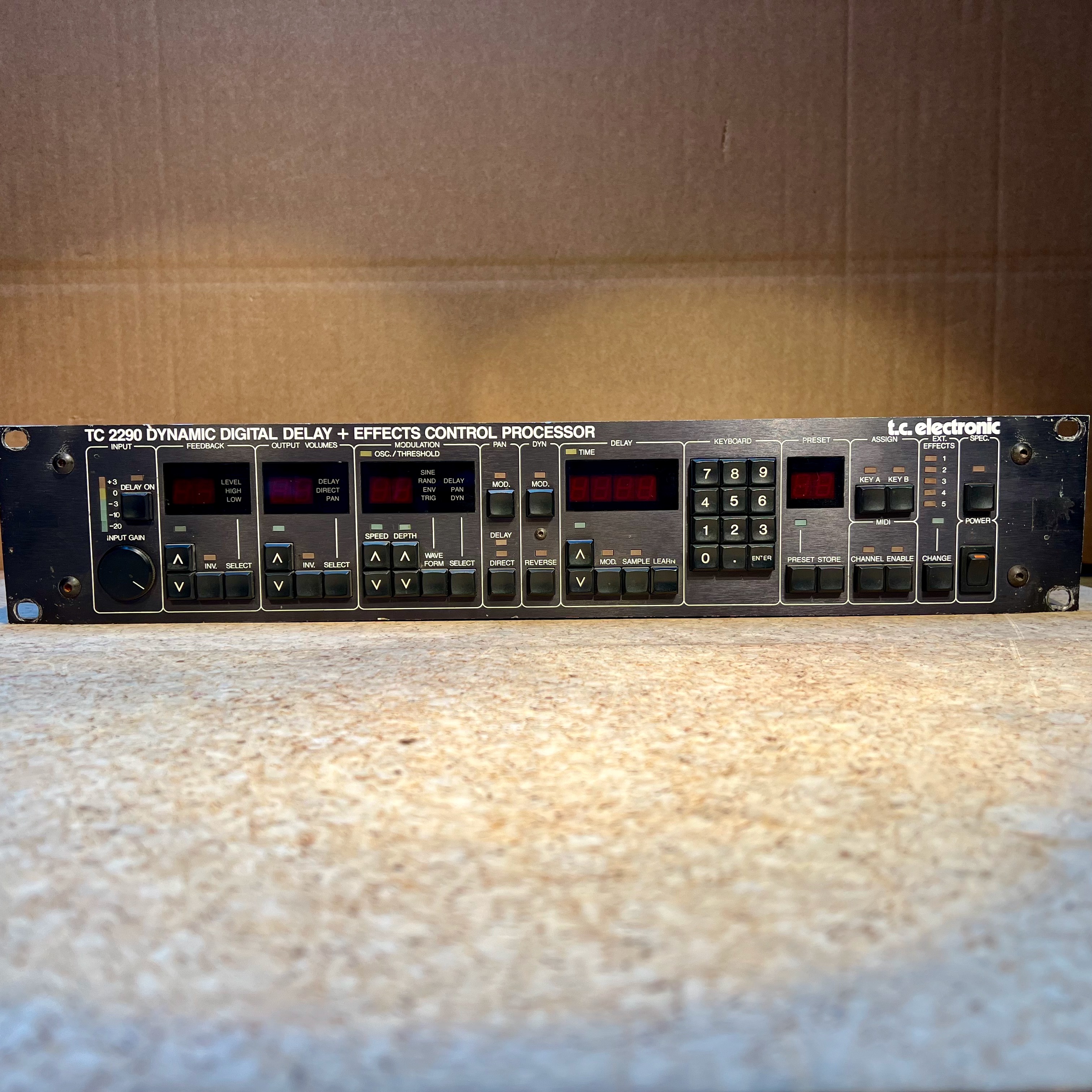 A vendre TC 2290, 4 unités disponible. 