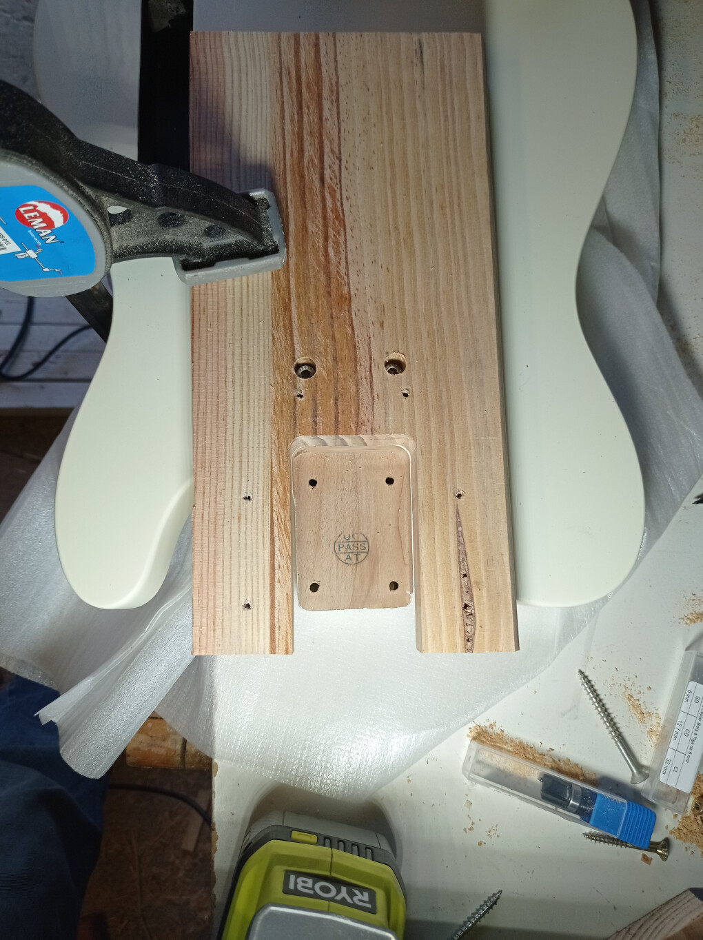 6736760.jpg 6736760.jpg