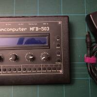 Vends Drumcomputer MFB-503