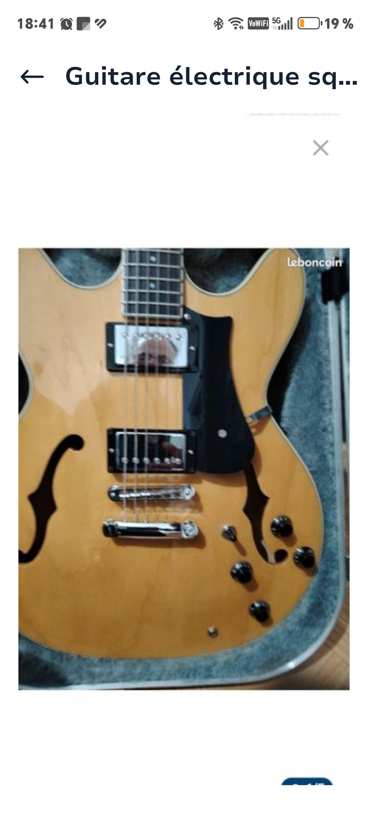 Guitare électrique squier série 24 Starfire. Rare état original comme neuf