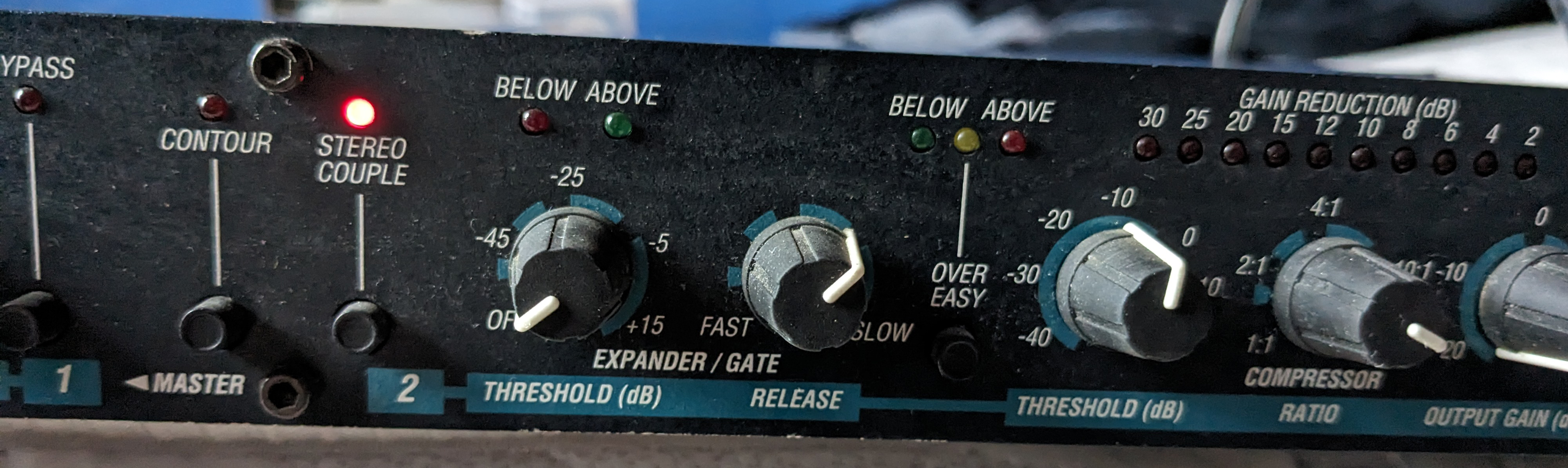 dbx 166A (78526)