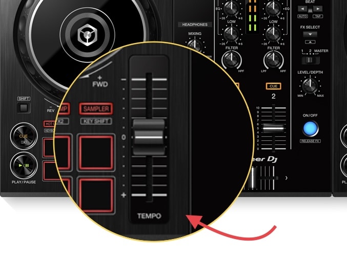 pioneer-ddj-400-main-deviens-dj-tempo