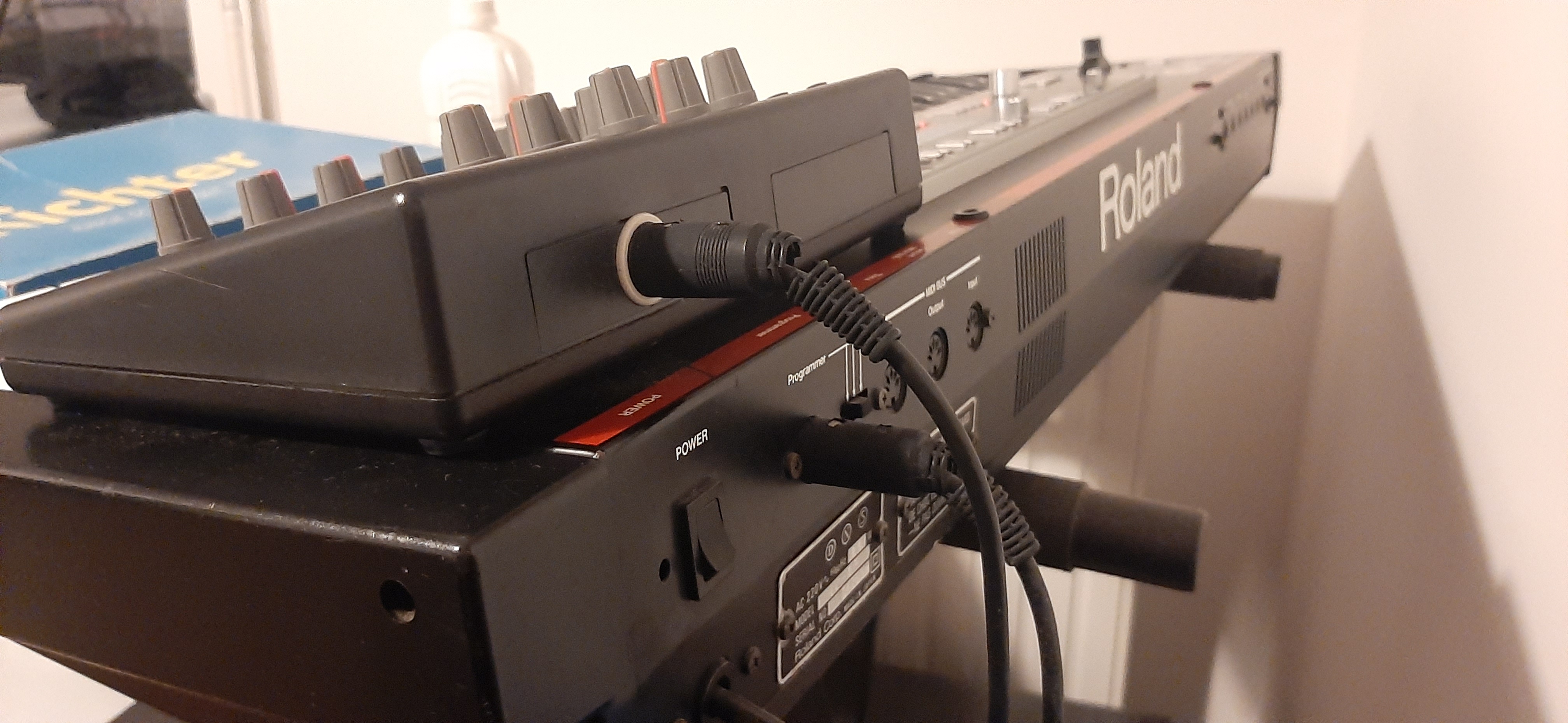 Vends JX-3P upgradé avec kit midi et DT200