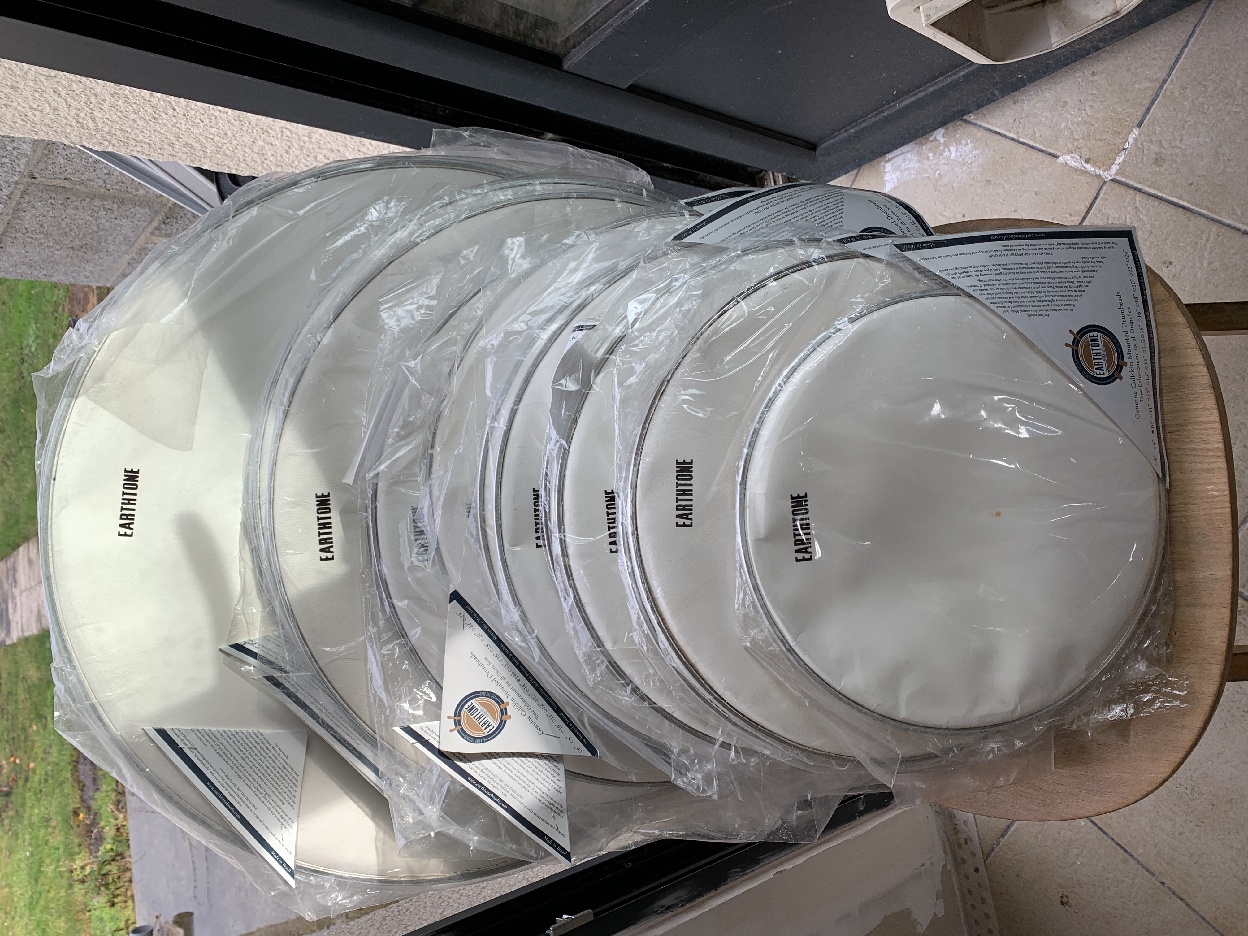 Vends véritables peaux animales Earthtone pour batterie 