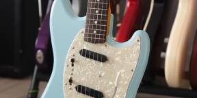 Fender Mustang 60's Japan Daphne Blue upgrade micros