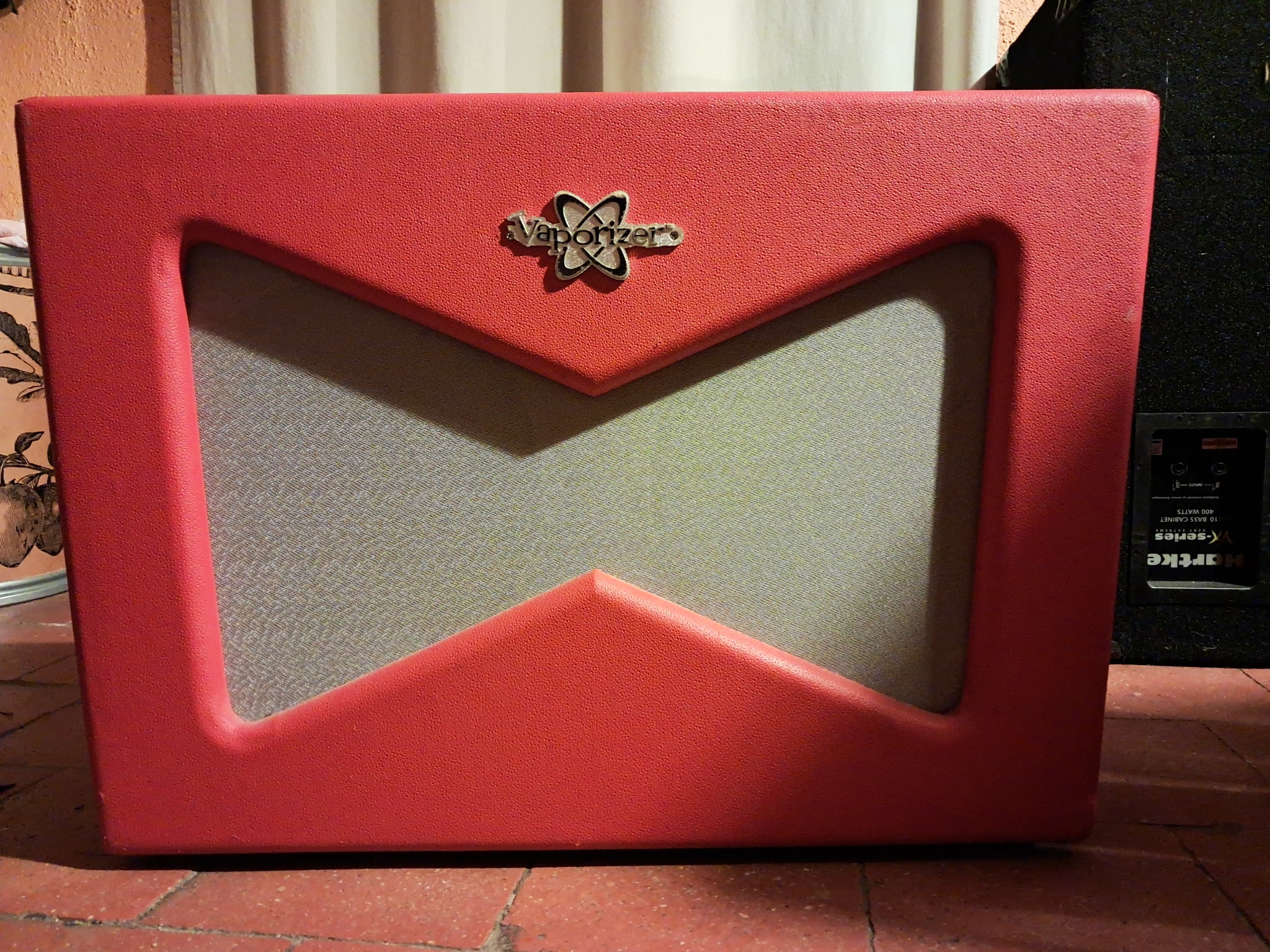 Vends vaporizer fender rouge,HP jensen