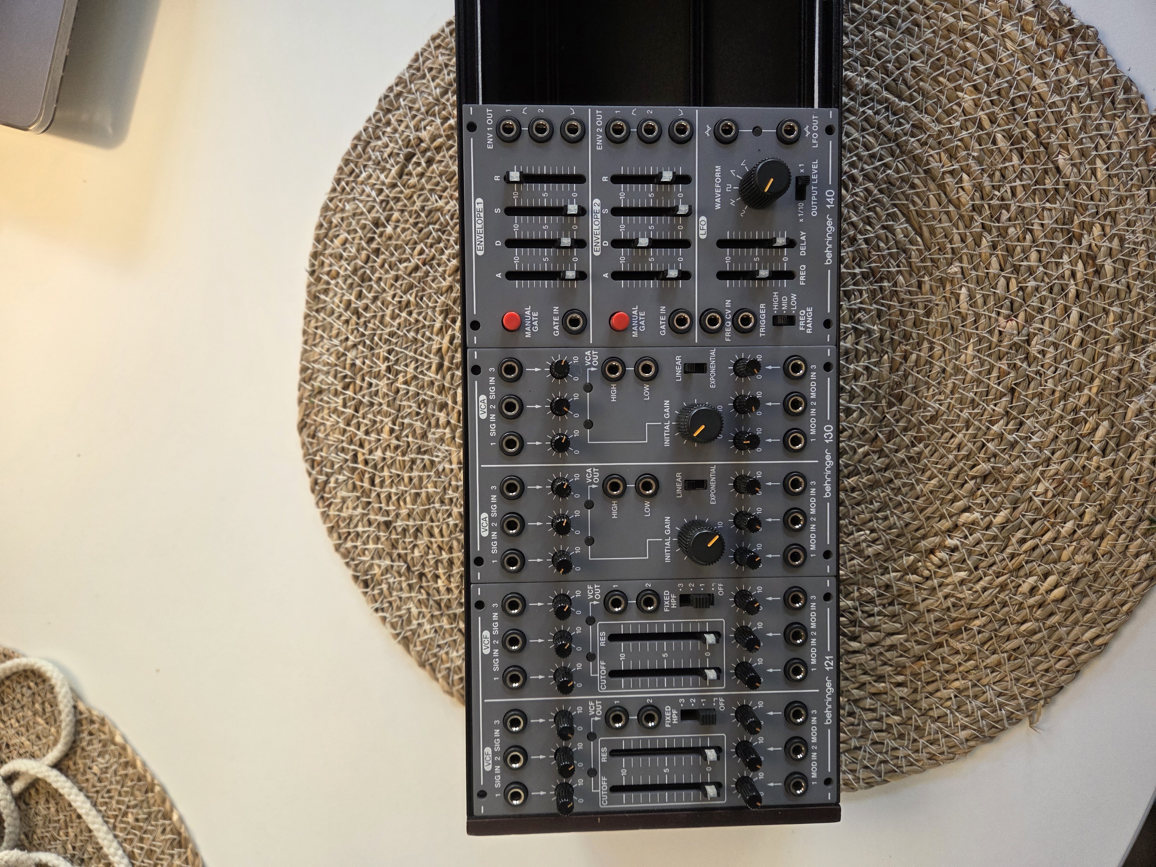 Lot Behringer System 100