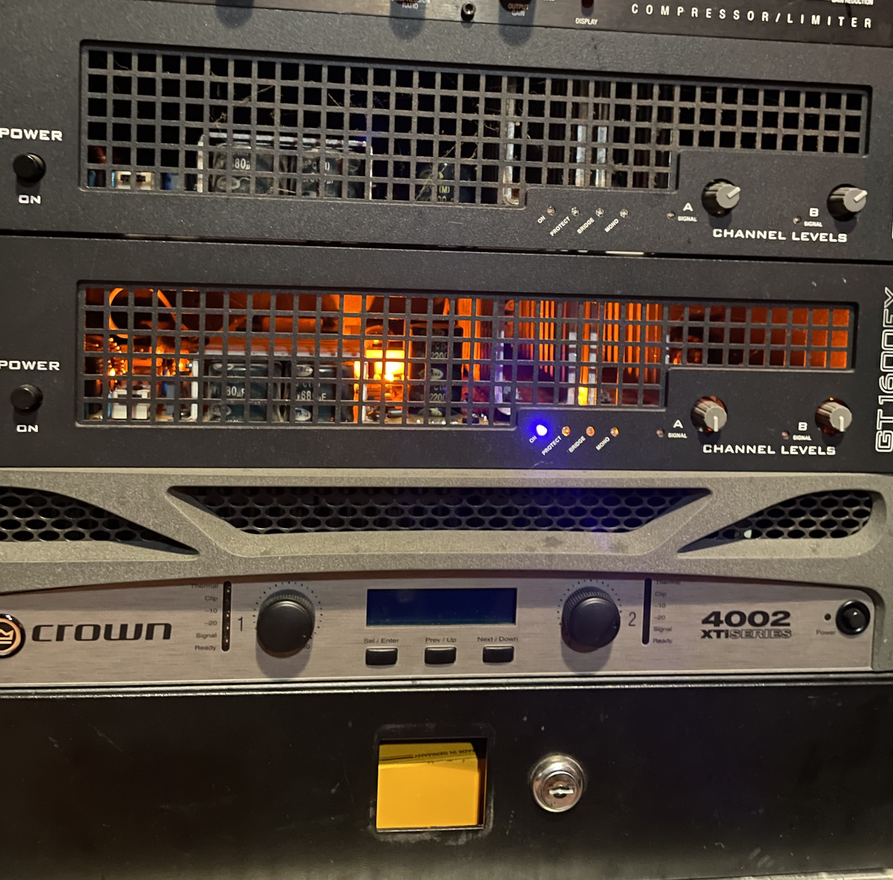 Matrix Amplification GT1600FX (28921)