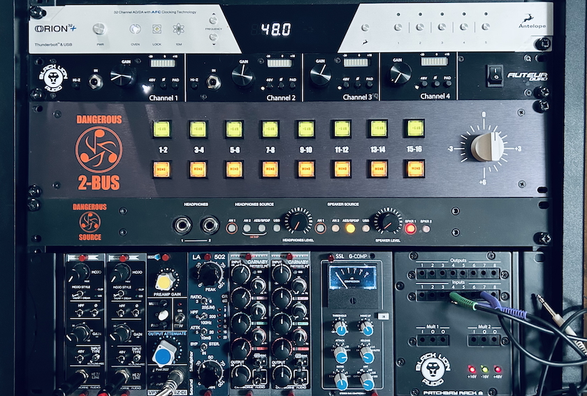 Dangerous Music 2 Bus (71642)