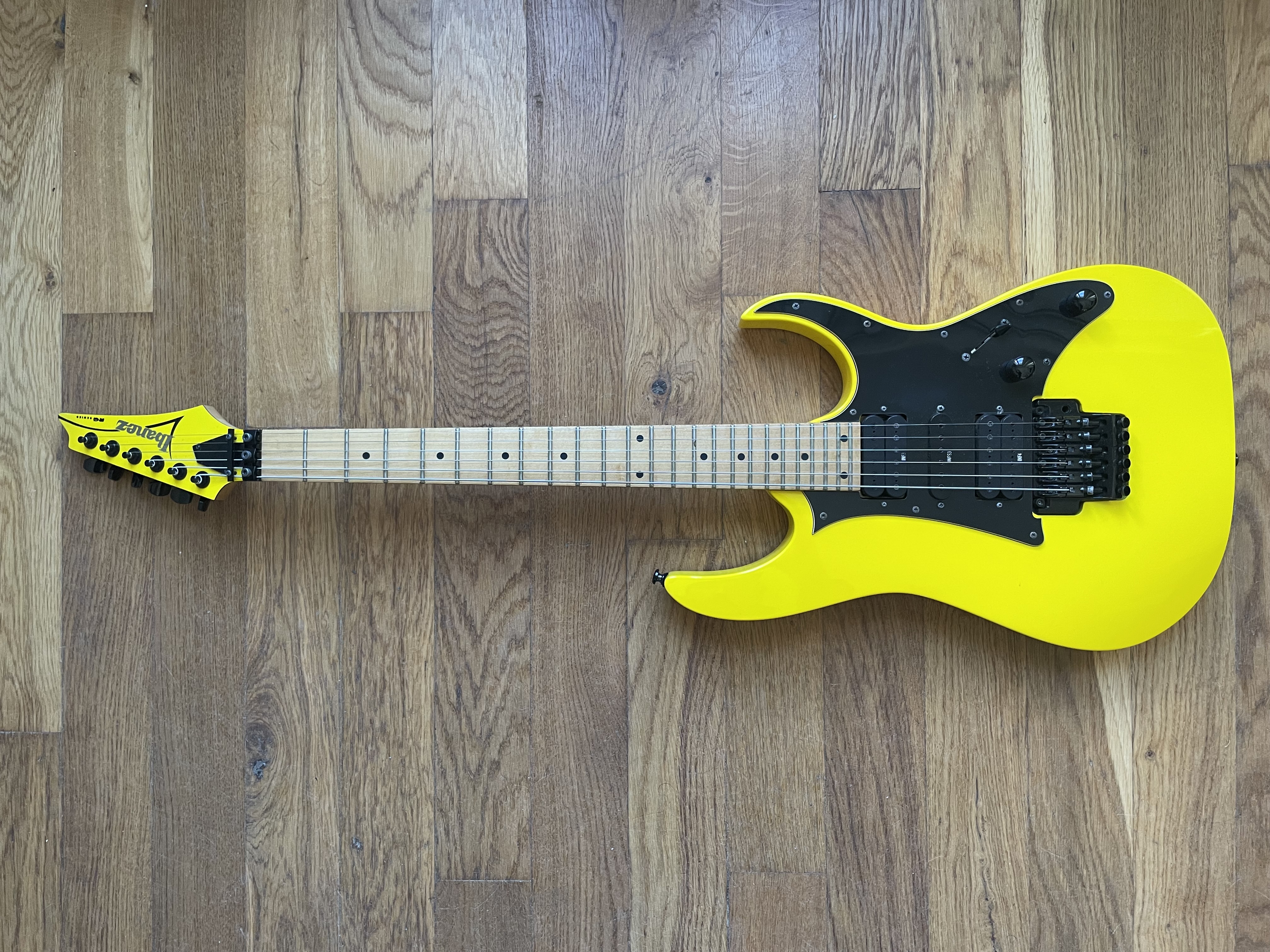 Ibanez RG350M jaune