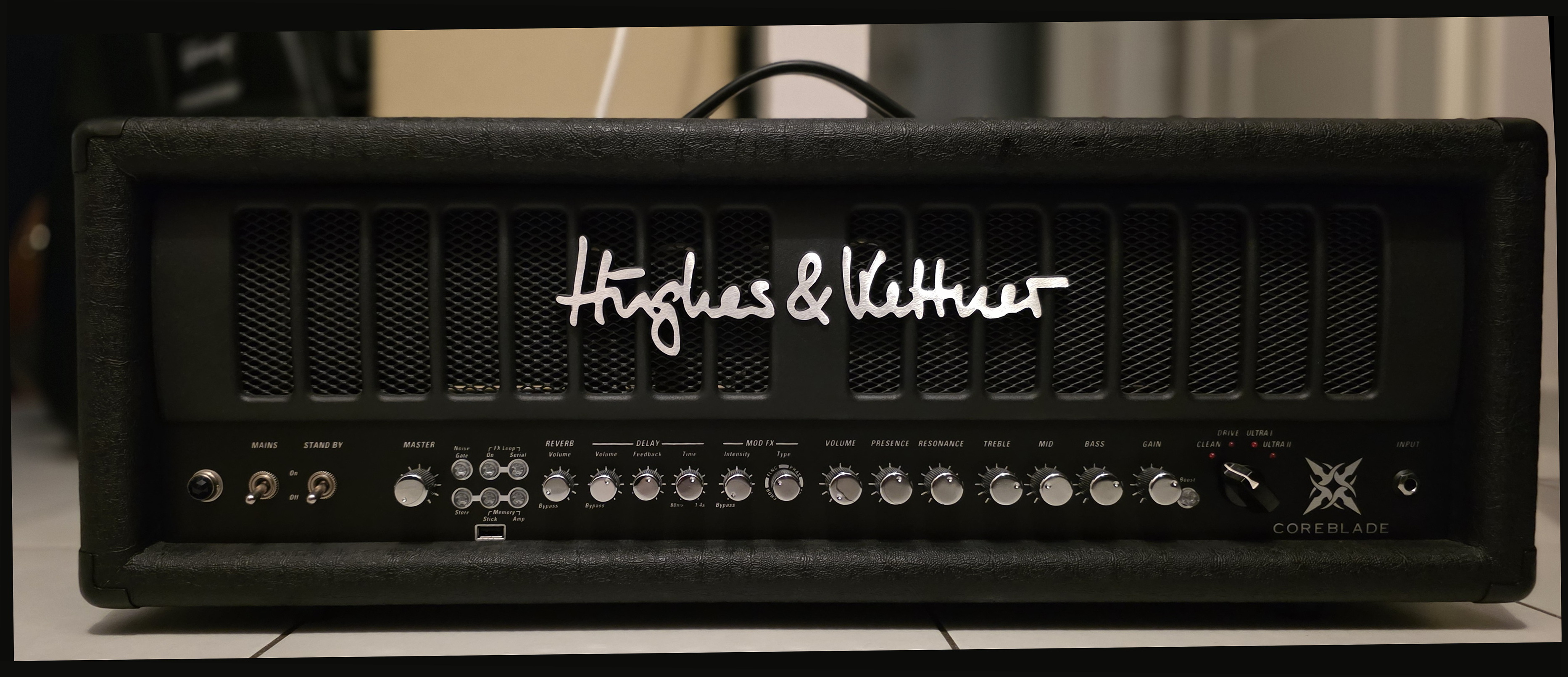 Hughes & Kettner Coreblade (28545)