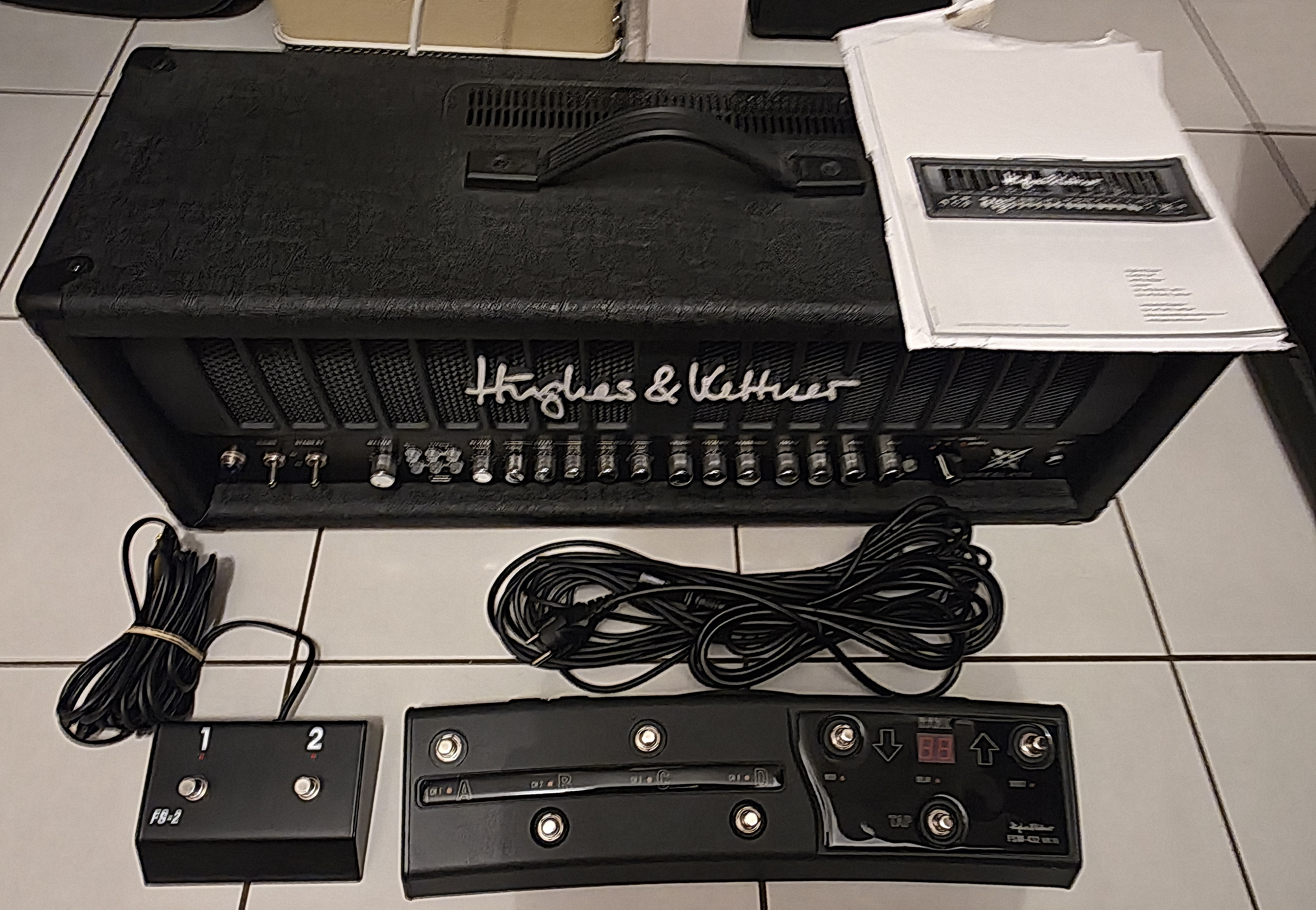Hughes & Kettner Coreblade (97990)