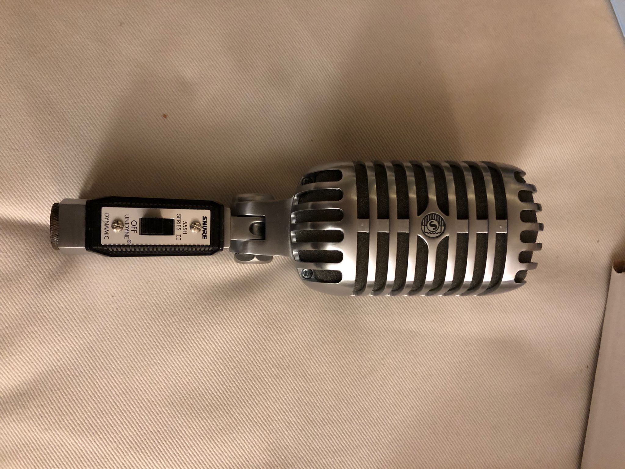 Micro Shure 55SH Series II