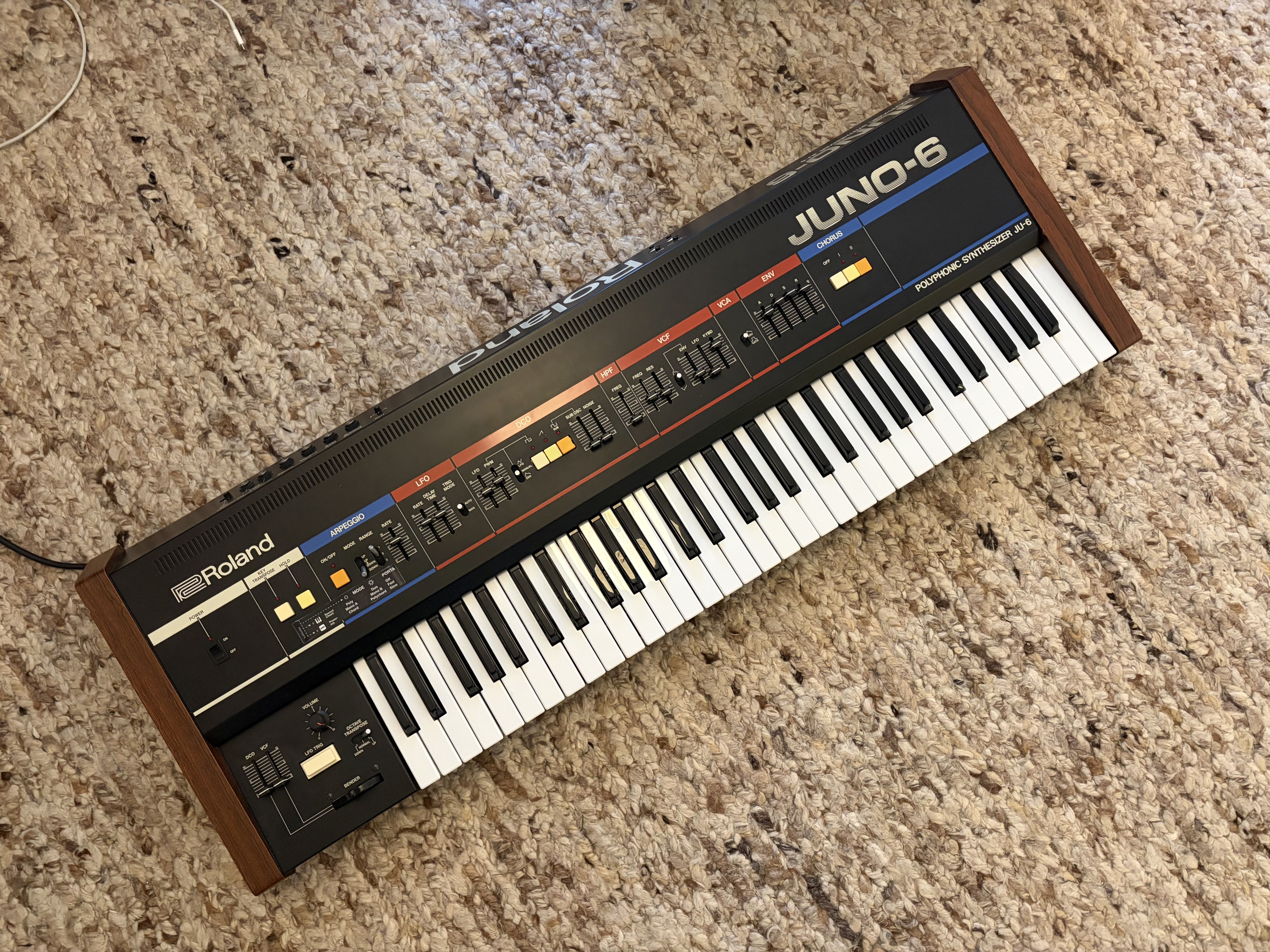 JUNO 6 Tubbutech mod