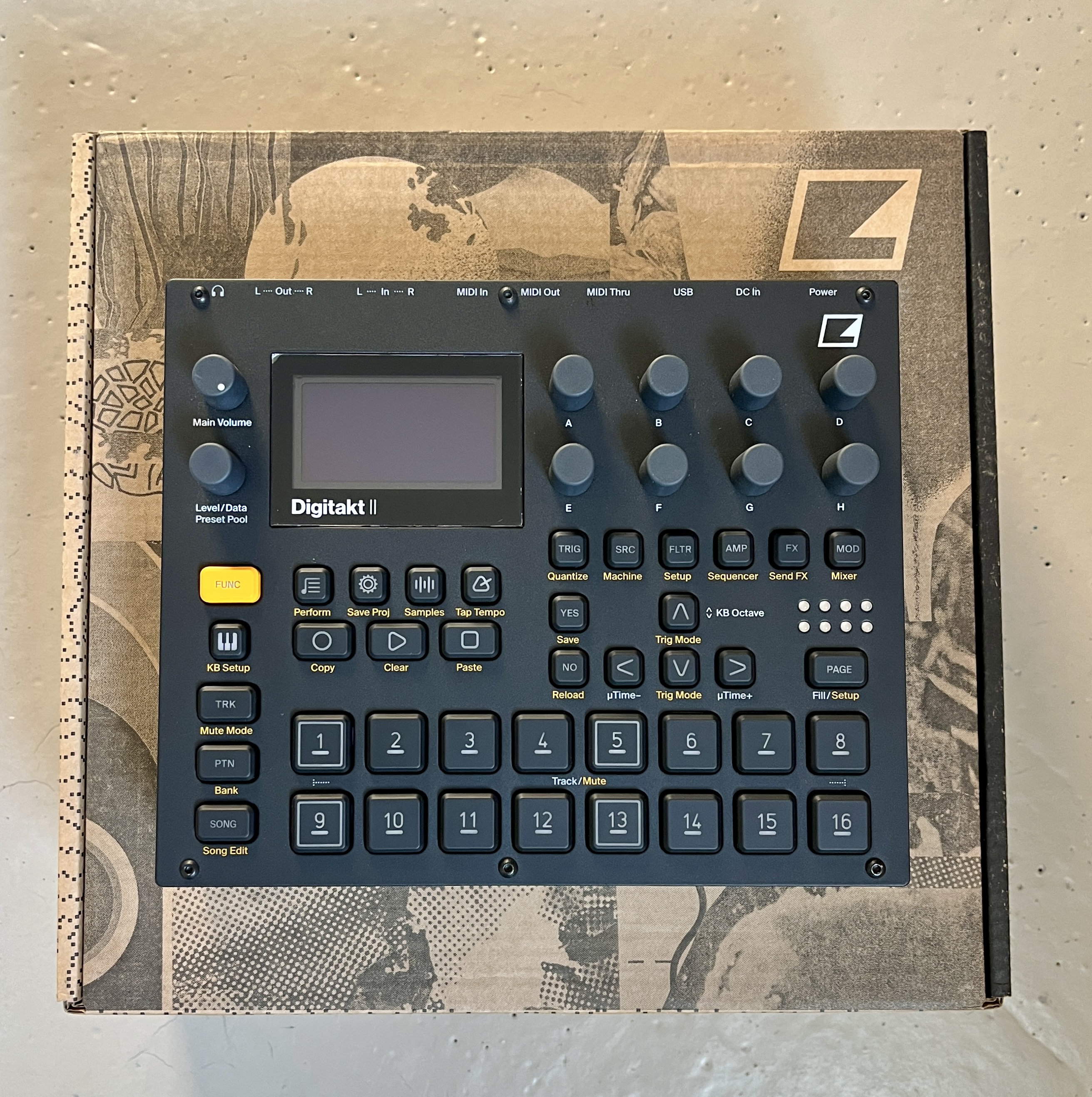 Elektron Digitakt II comme neuf + Decksaver 