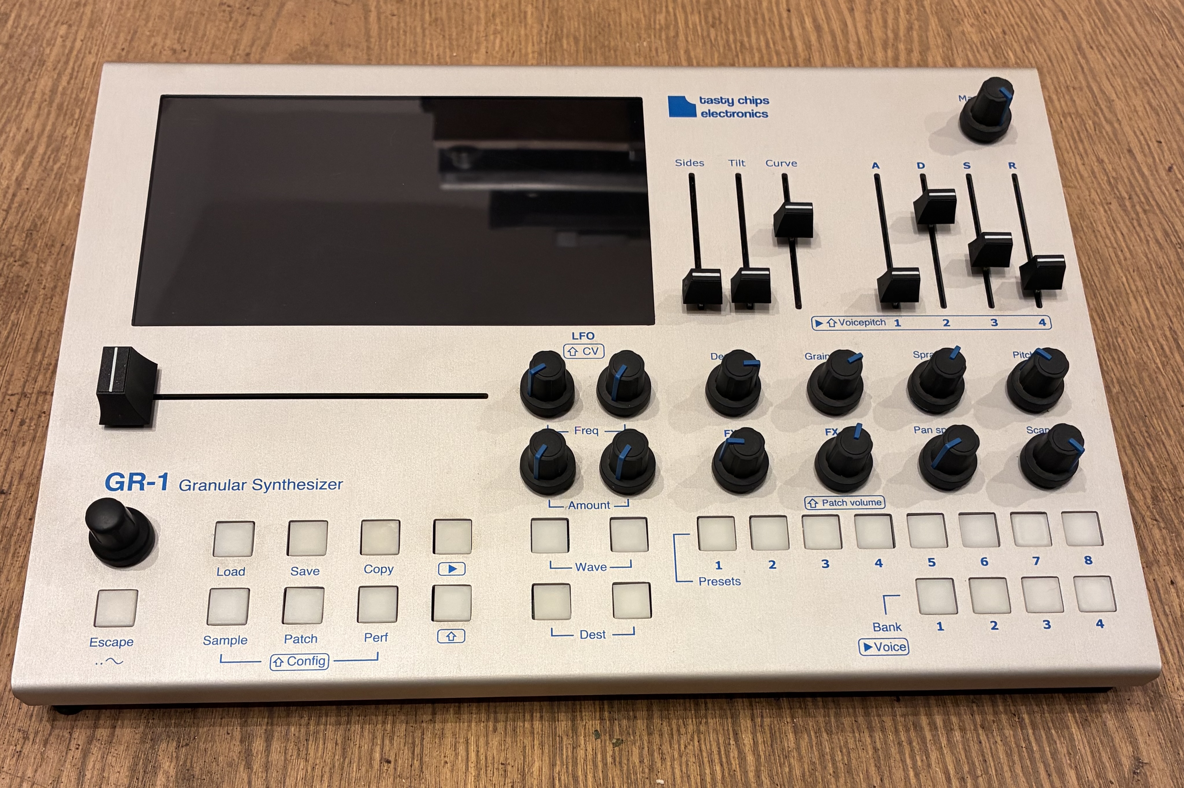 Vends Tasty Chips Electronics GR-1