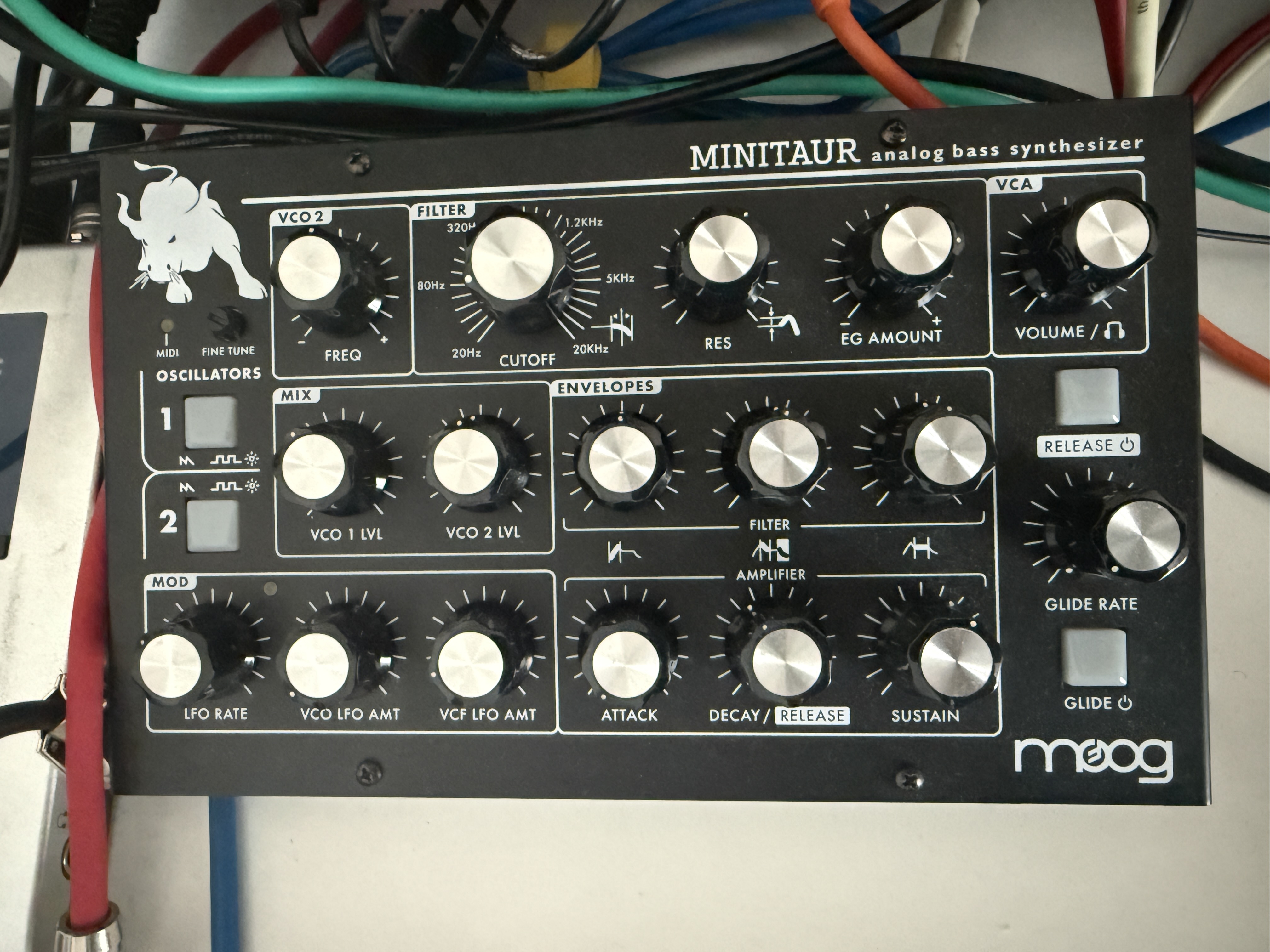 Vends moog MINITAUR excellent état 