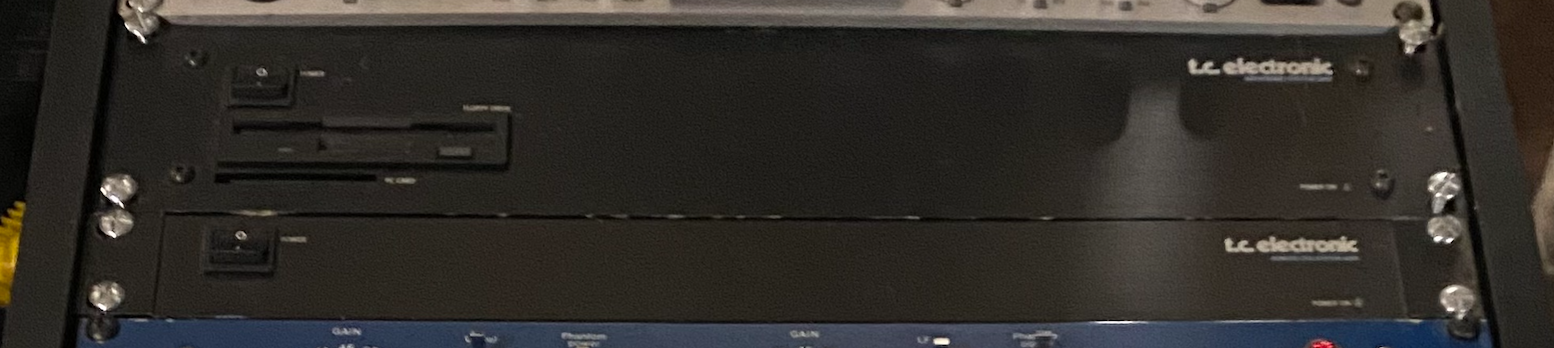 STUDIO VEND TC ELECTRONIC M6000 MK1