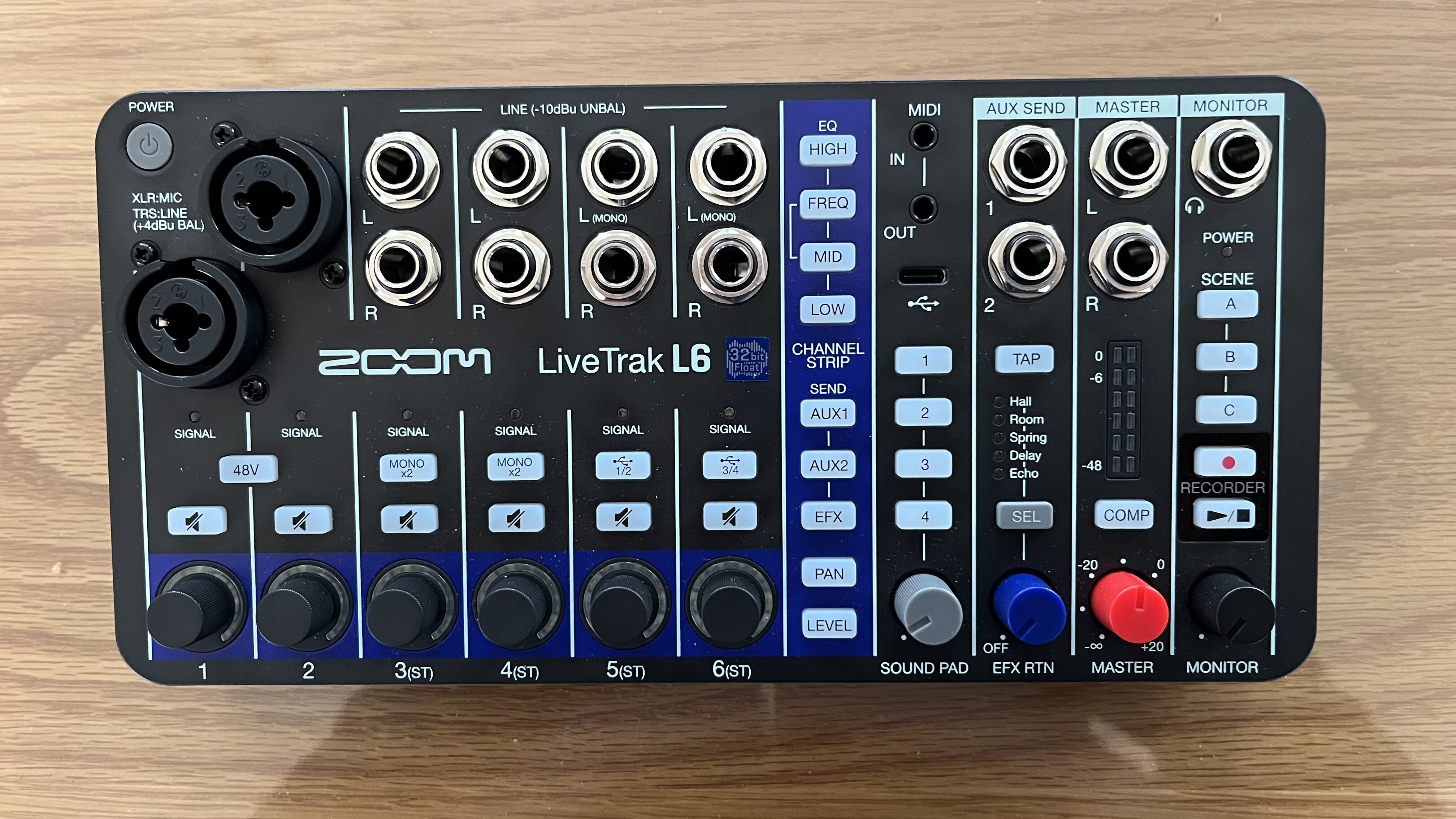 Vends Zoom Livetrack L6 état neuf