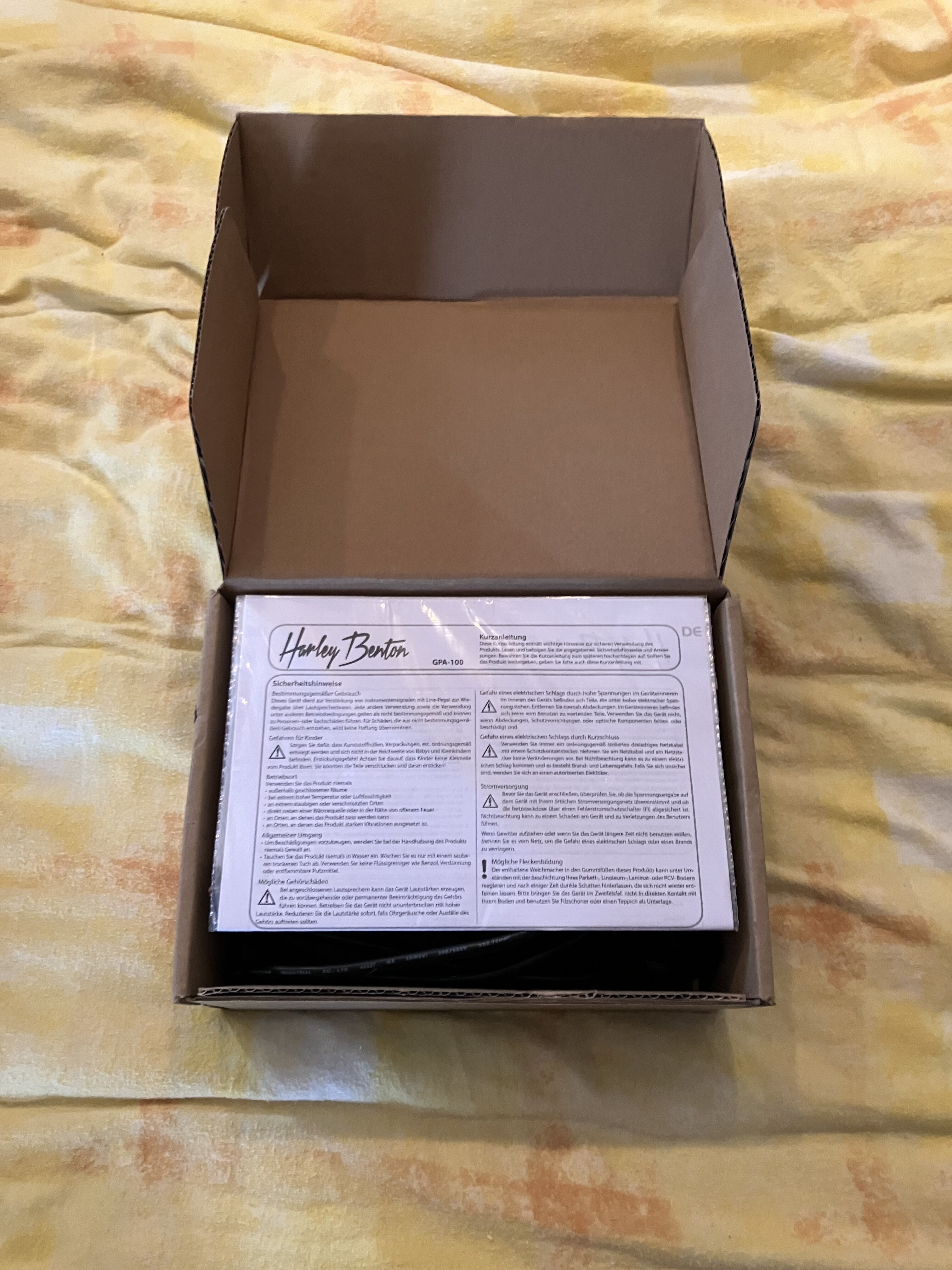 Vends Harley Benton GPA-100 neuve