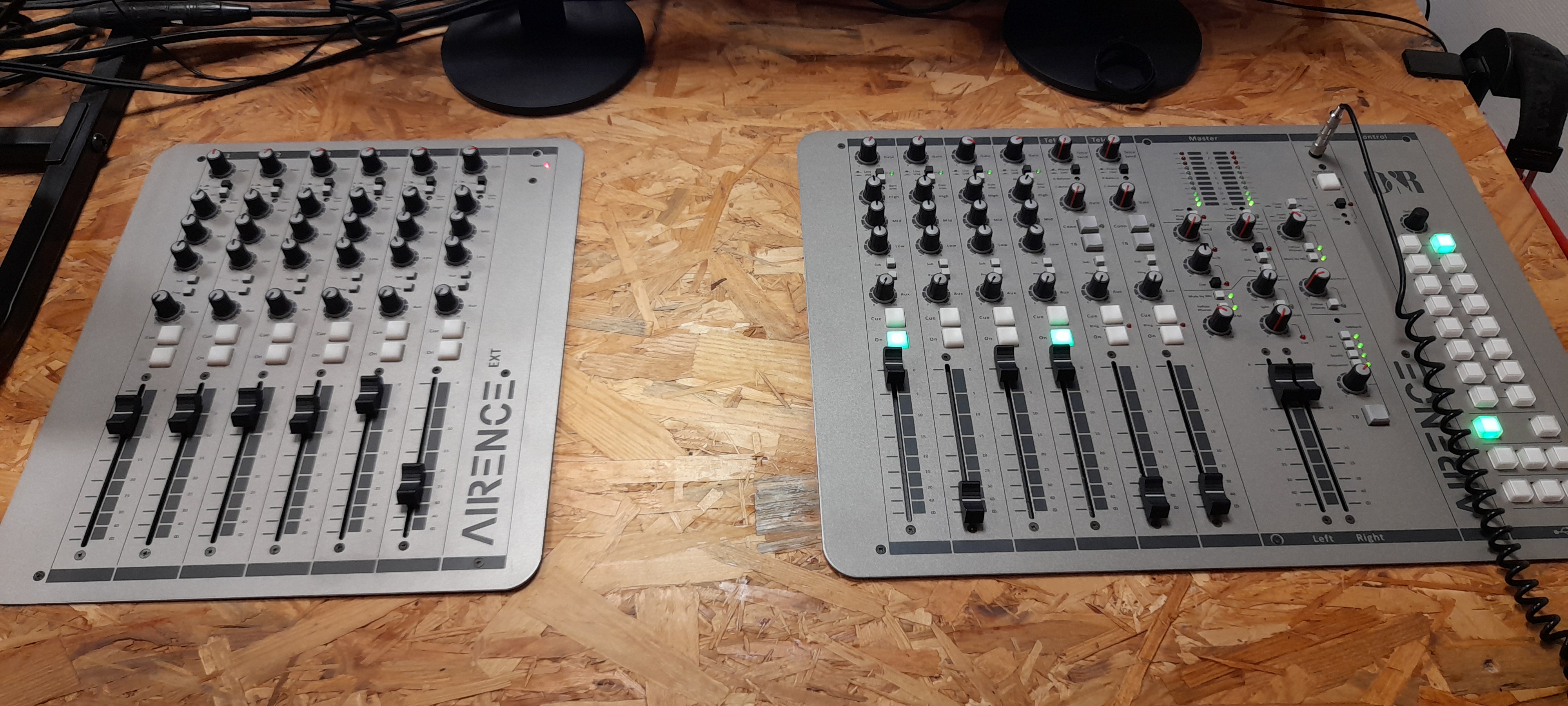 Vends Console de diffusion D&R Airence + extension (11 Faders)
