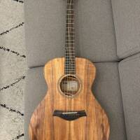 Vends Taylor Jacob Collier 5 cordes JCSM-5