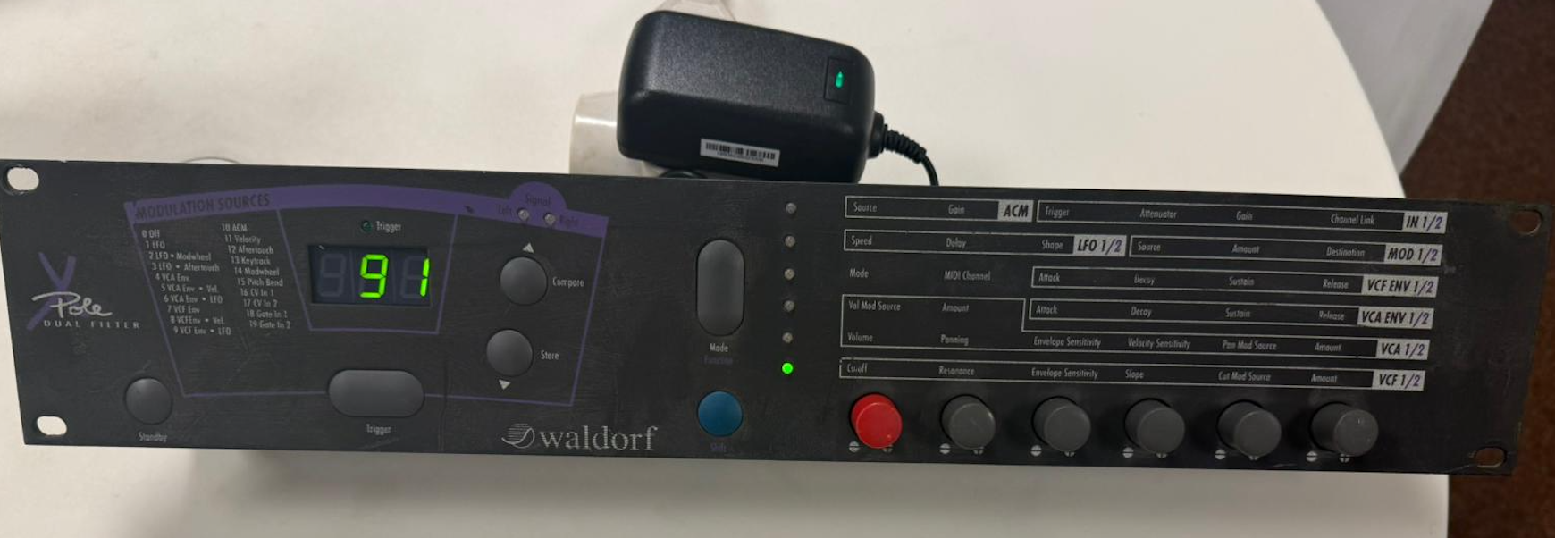 STUDIO VEND WALDORF X POLE DUAL FILTER