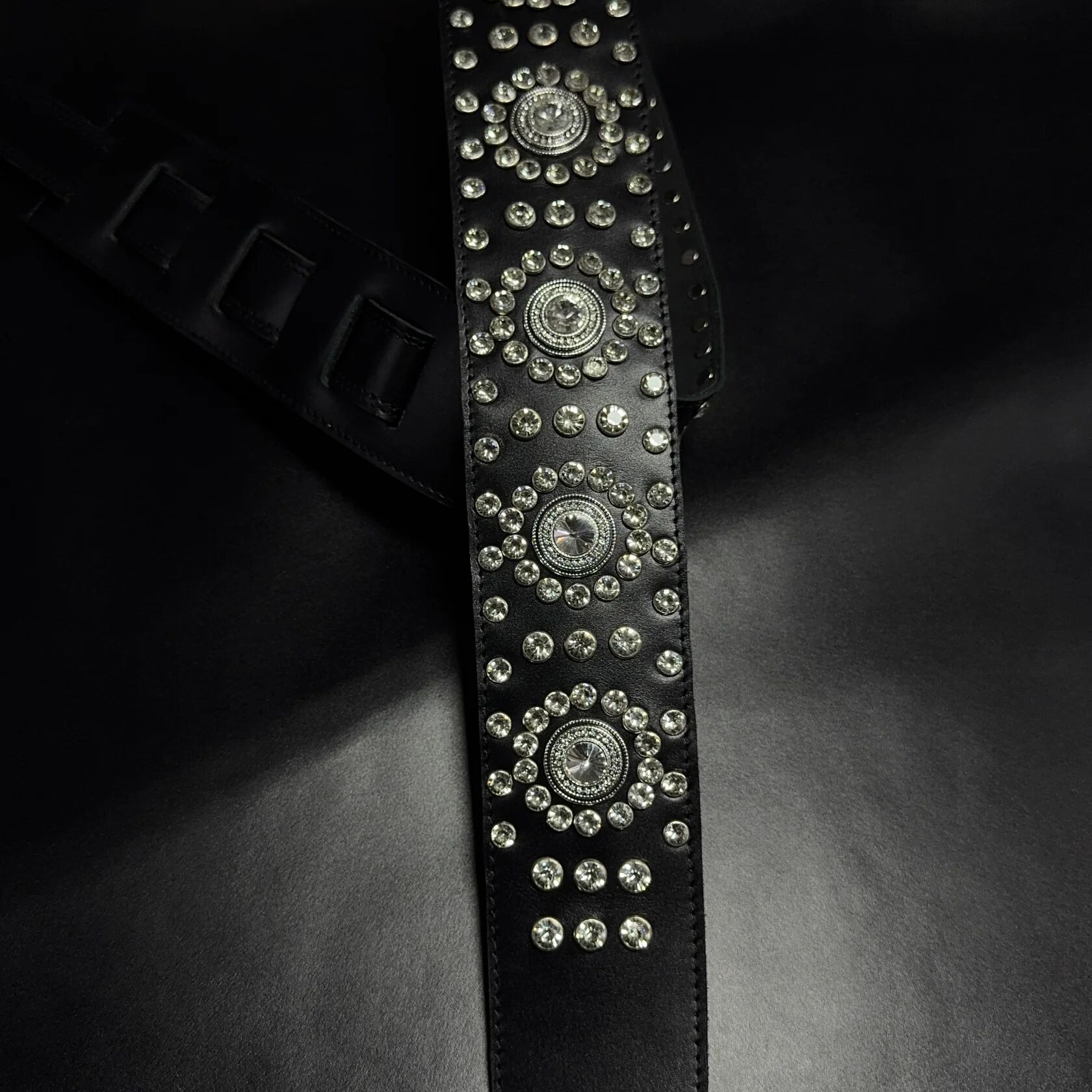 GBS Black Leather Guitar Strap &ndash; Paul Stanley Style : Black Leather Guitar Strap &ndash; Paul Stanley Style3