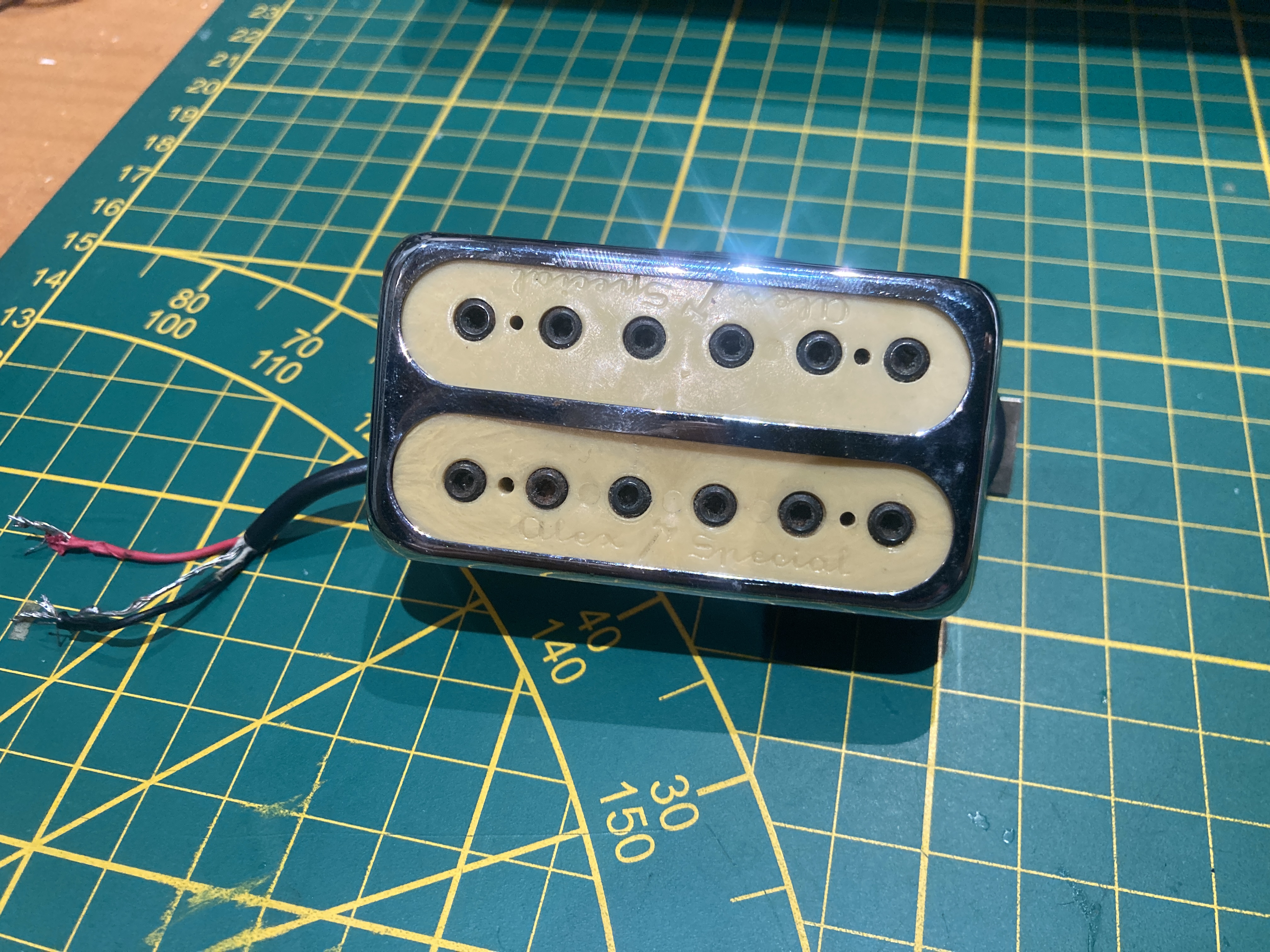 Micro Alex Axe Special proto-DiMarzio