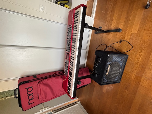 Nord Stage 2 – 88 touches + accessoires