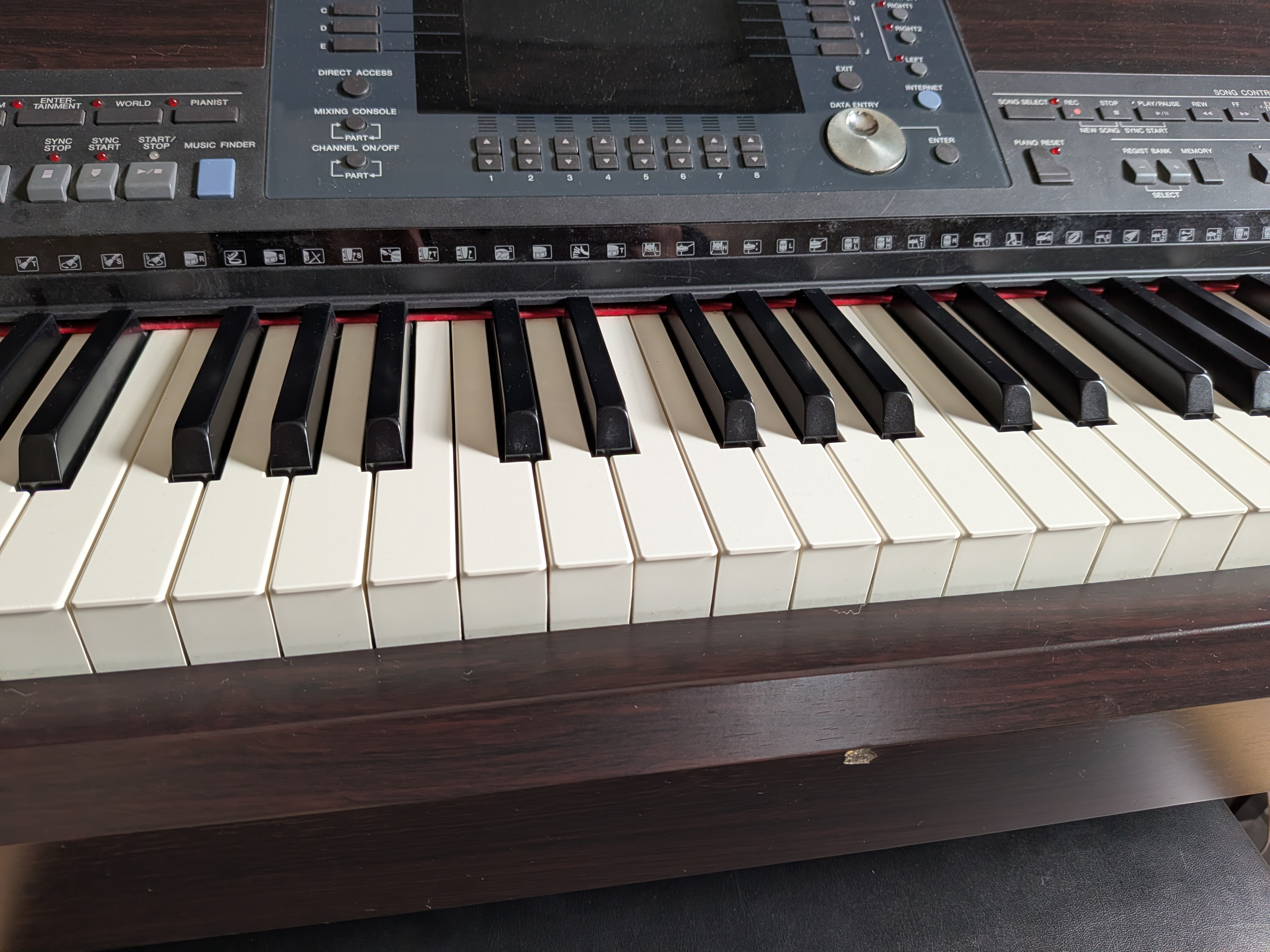 Vends Yamaha CVP-503