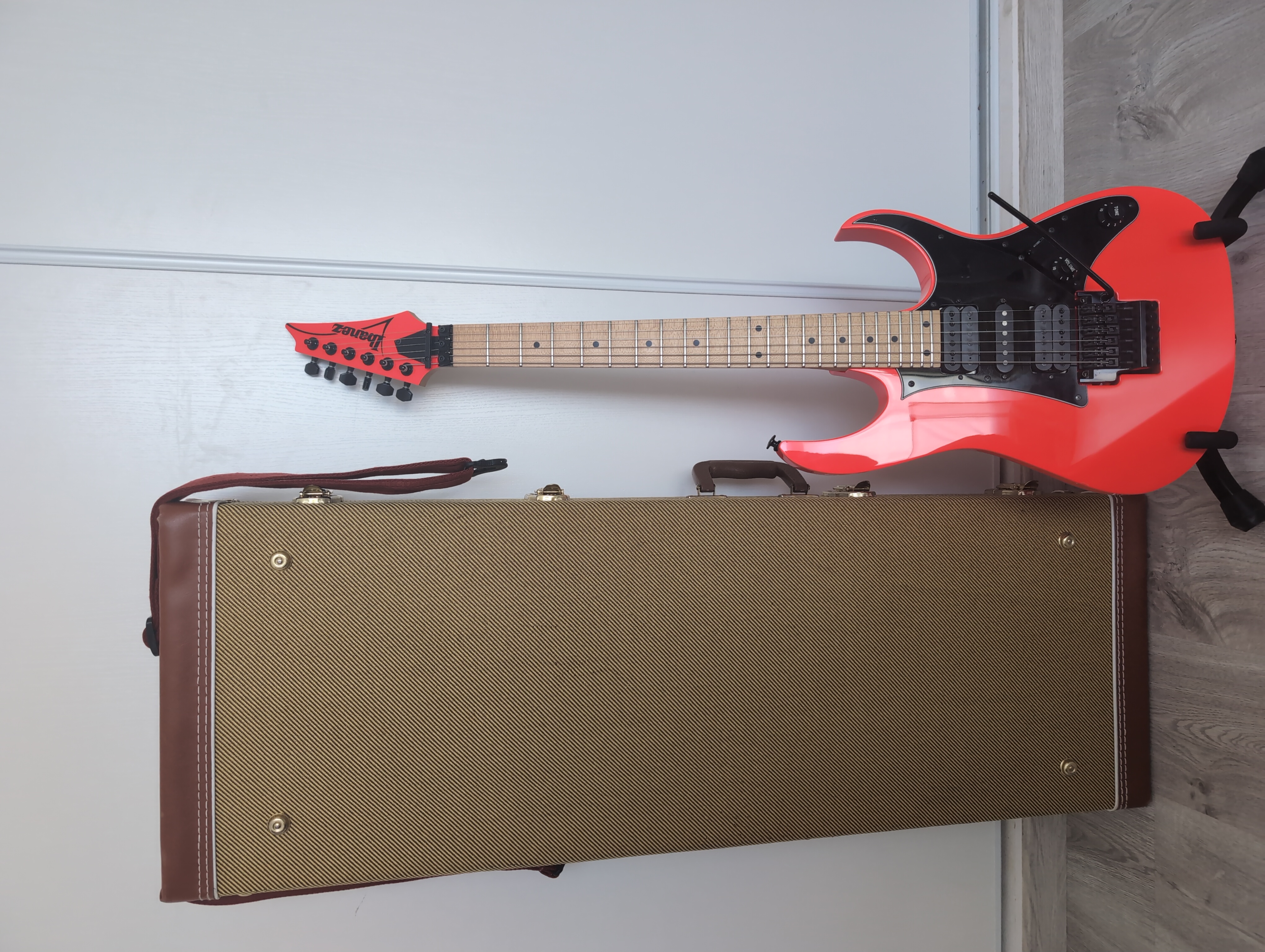 Ibanez RG550-RF Genesis rouge