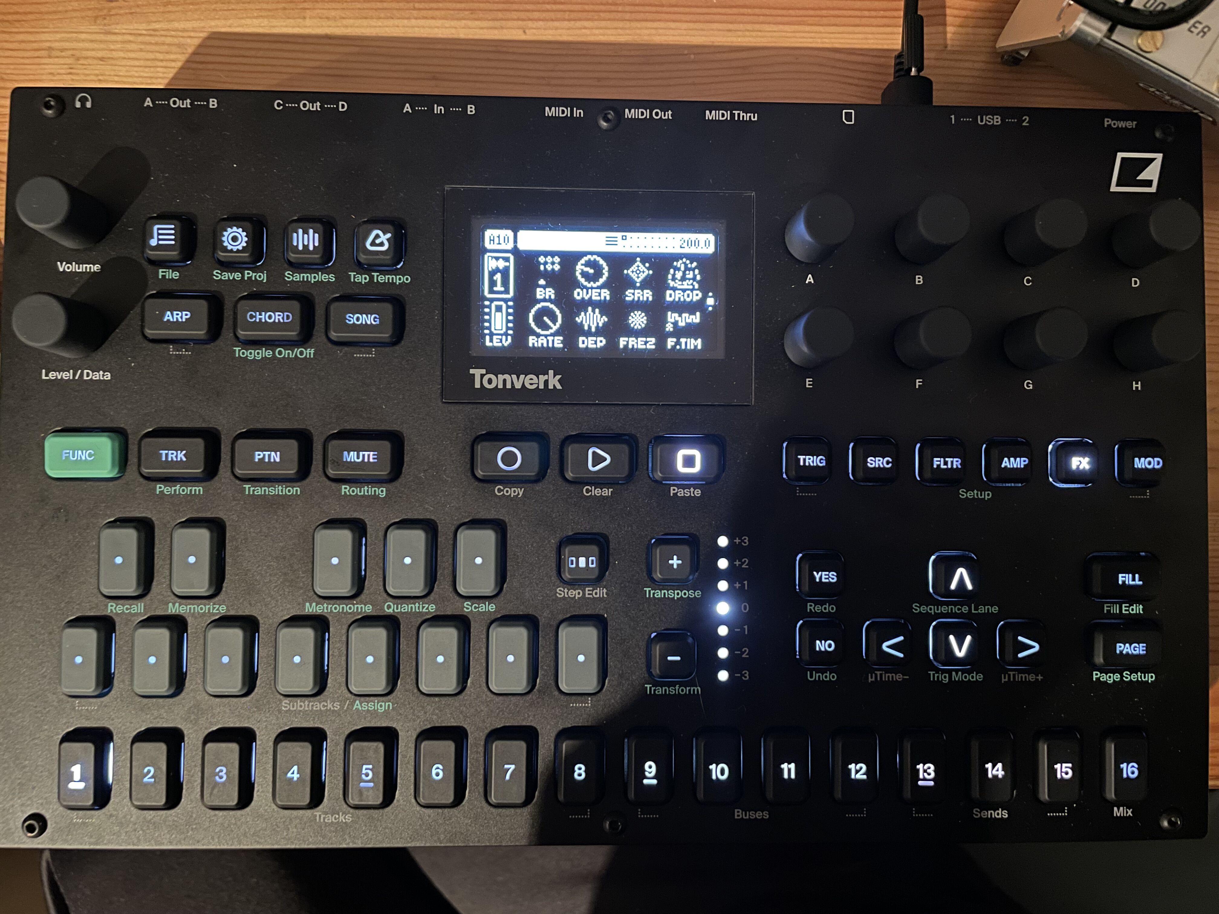 Vend : Tonverk Elektron / comme neuf