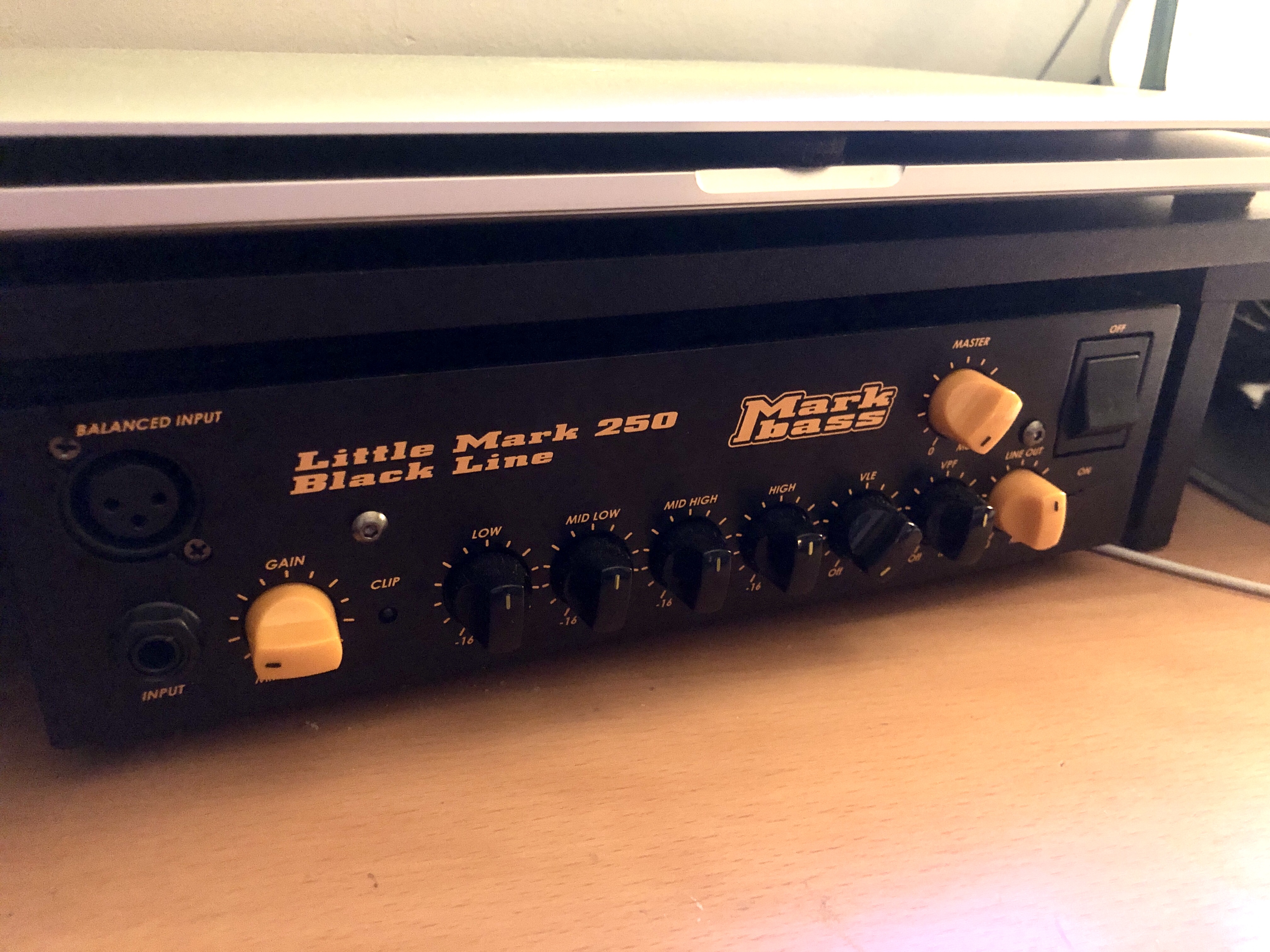Ampli Basse Markbass Little Mark 250 Black Line