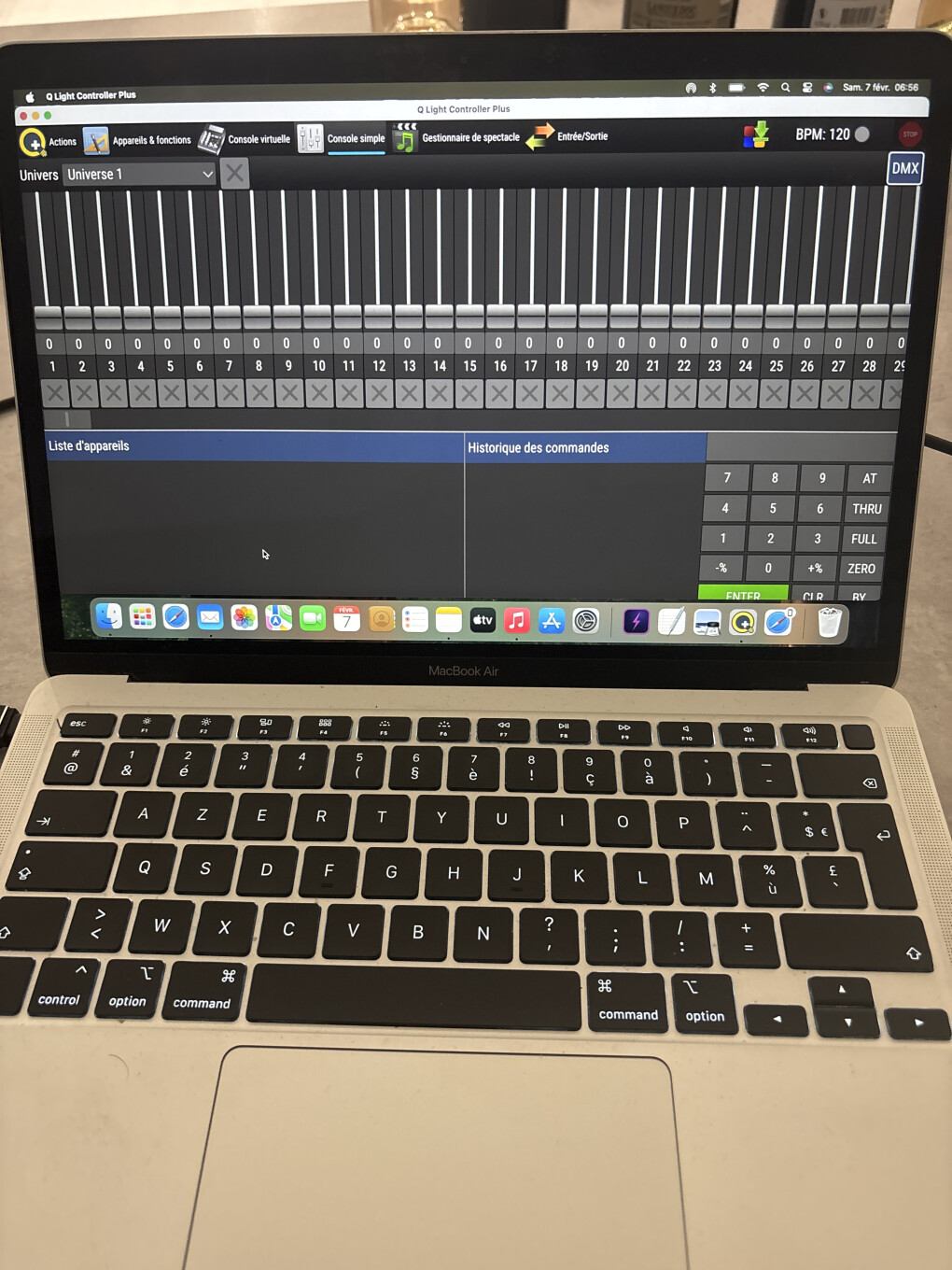 6743225.jpg 6743225.jpg