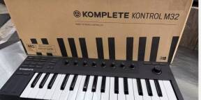 Clavier Native instrument m32