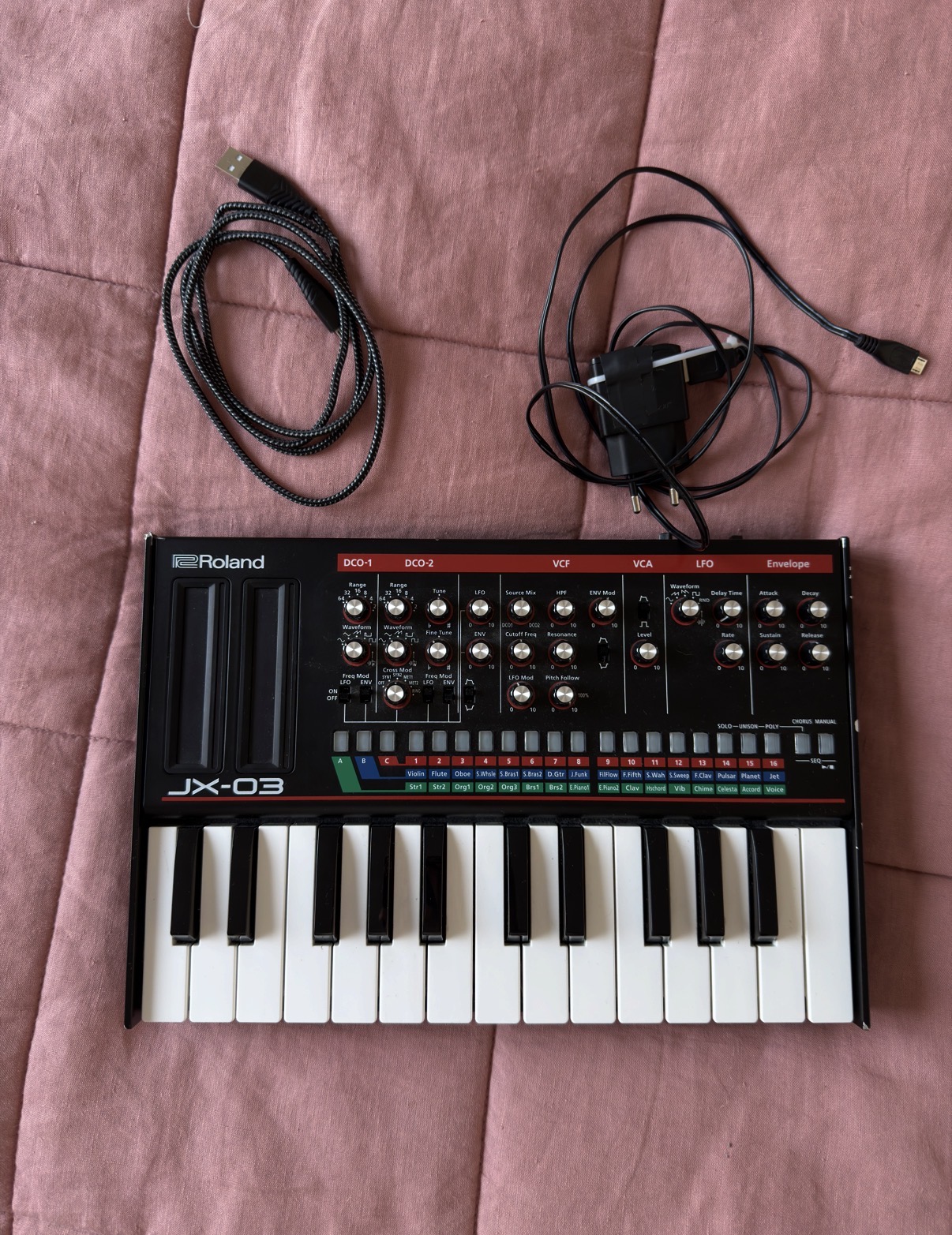 Roland JX-03 (13938)