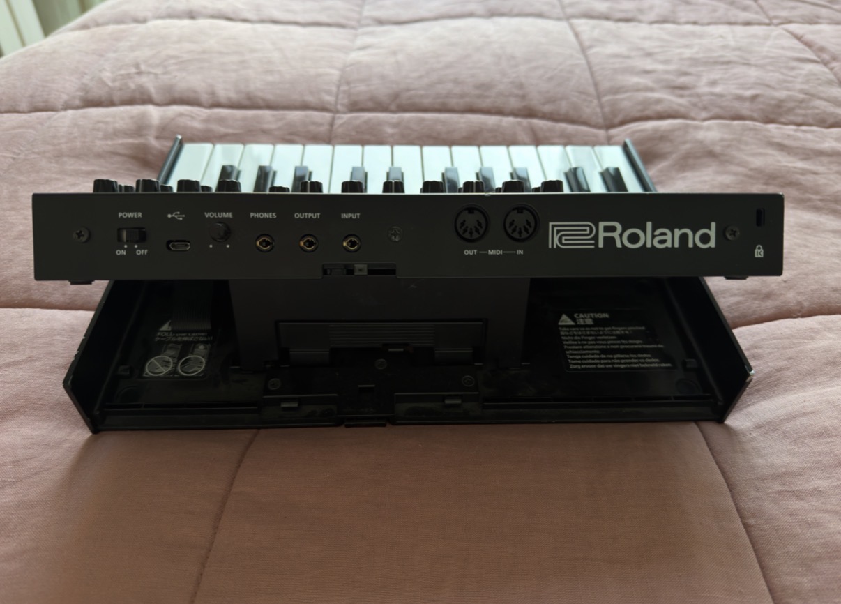 Roland JX-03 (27807)