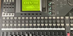 Vends table yamaha 01v96i