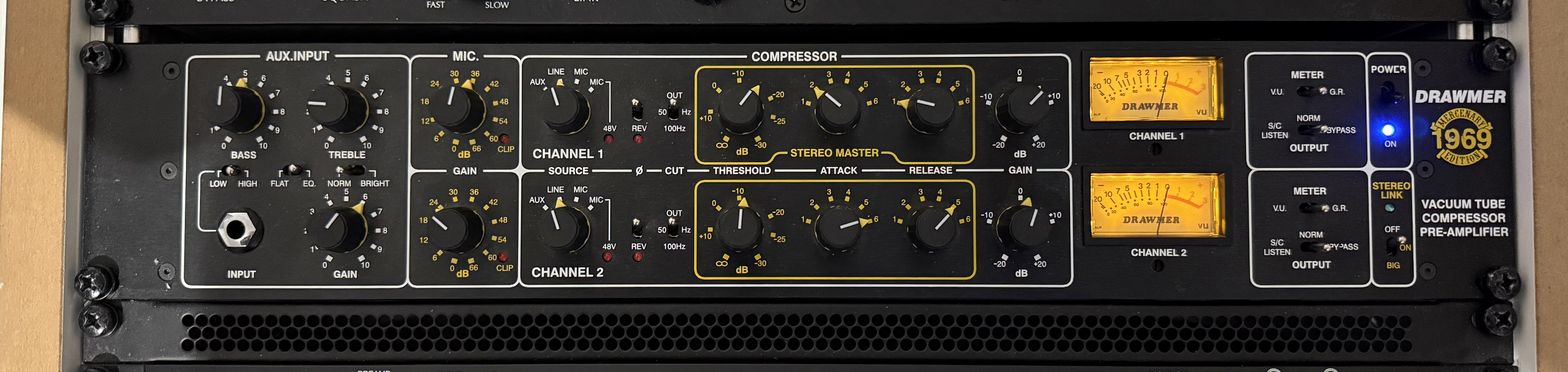 Vend double préampli compresseur 