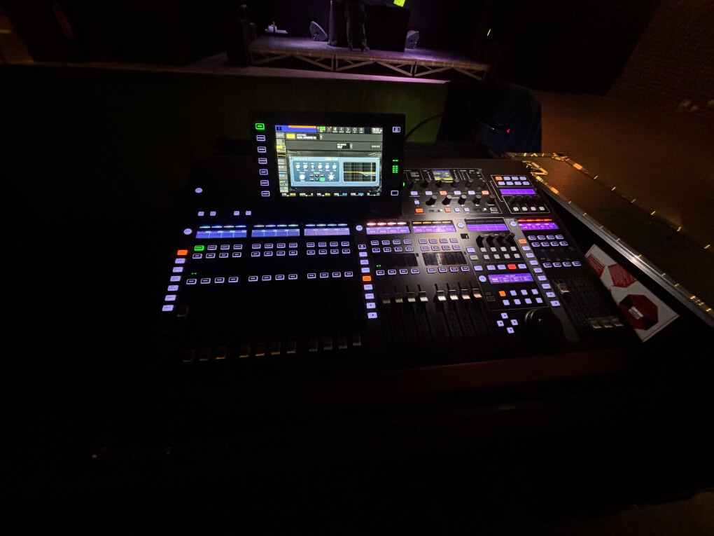 6743891.jpg 6743891.jpg