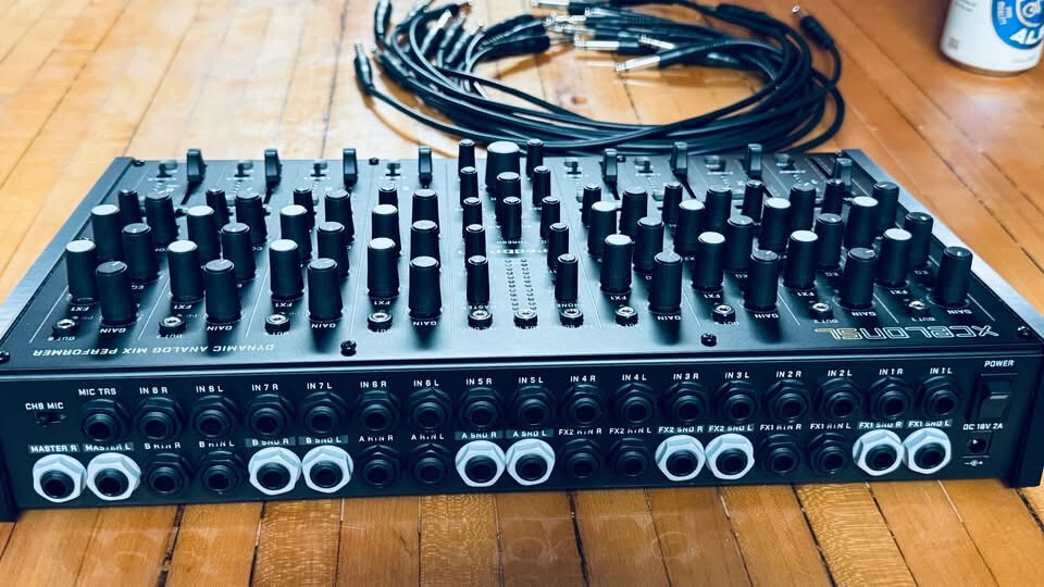 6743927.jpeg 6743927.jpeg