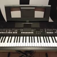 Vends Clavier arrangeur yamaha psr sx 600.