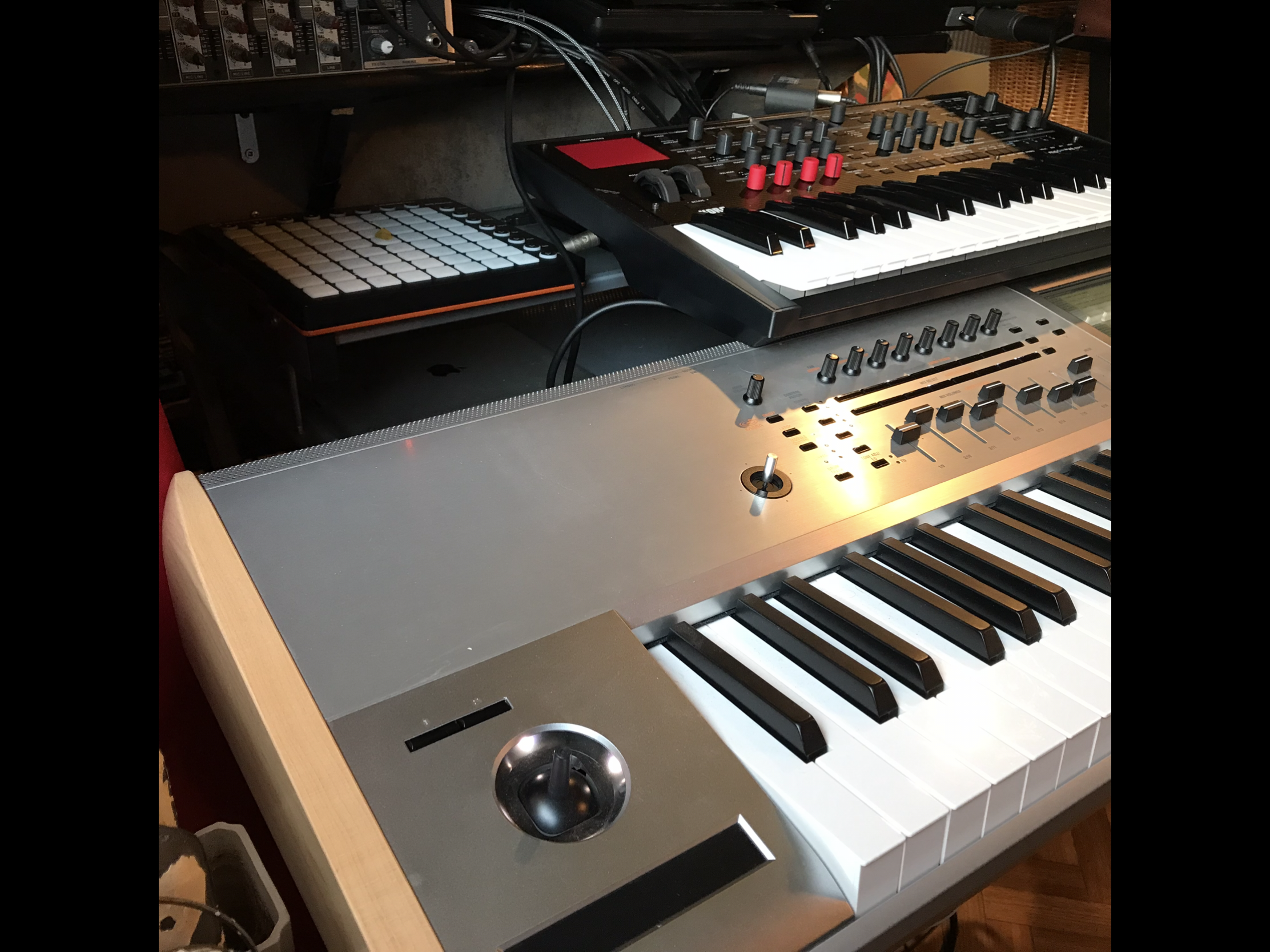 KRONOS 2 TITANIUM 88 (3 MOIS) ACHETÉ NEUF  DANS DÉPÔT D’INVENDUS