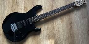 Music Man (MusicMan) Luke II noire état NEUF! (+flightcase)