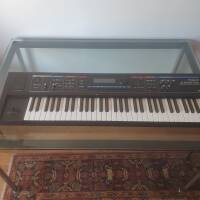 Synthétiseur Roland Juno-Di